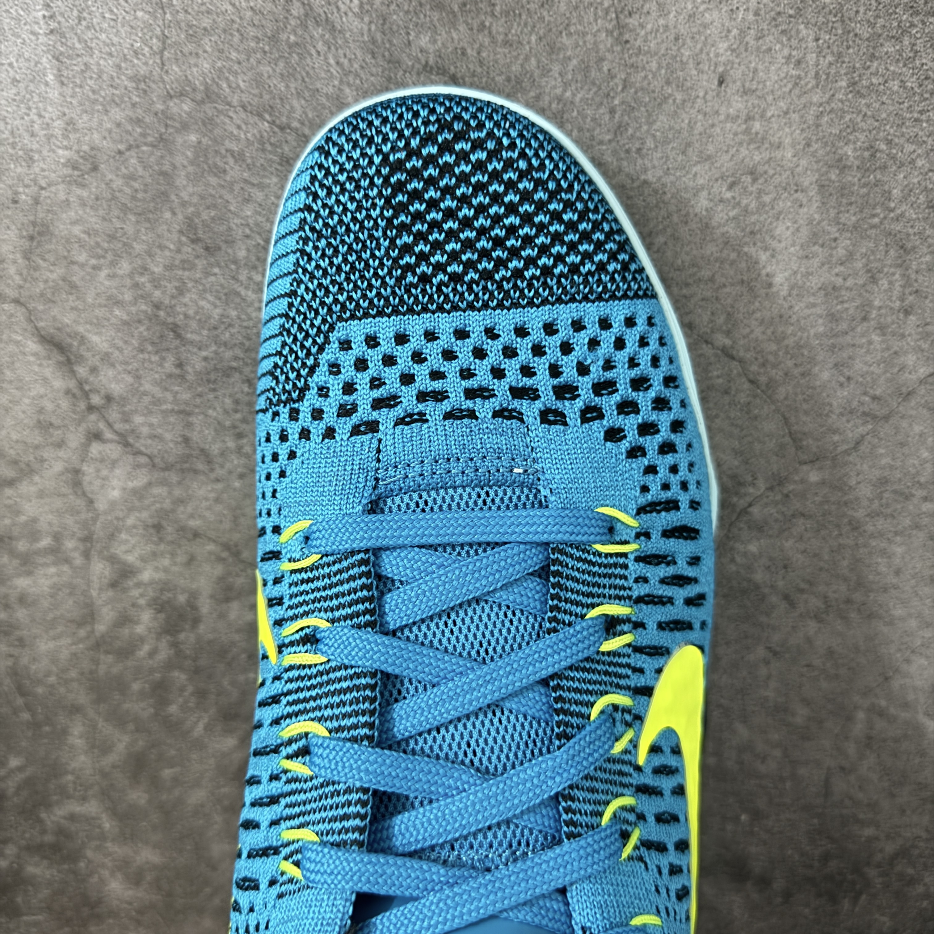灭世 KOBE 9  low 低筒 篮球鞋 实战鞋 球鞋 男鞋 波鞋  蓝色 IO3673-400