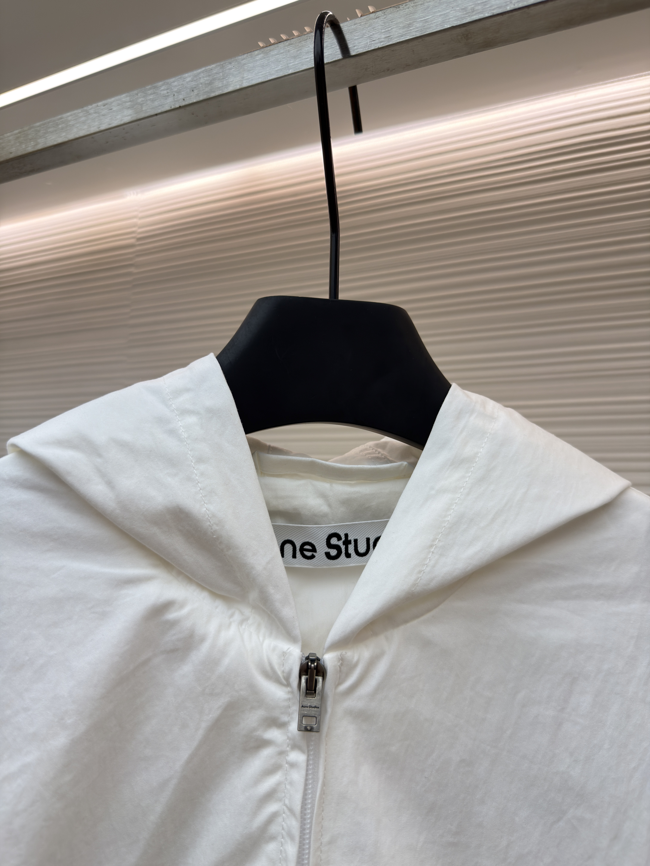 Acne Studios 徽标印花拉链连帽夹克 外套 秋冬 长袖 白色 黑色 B2