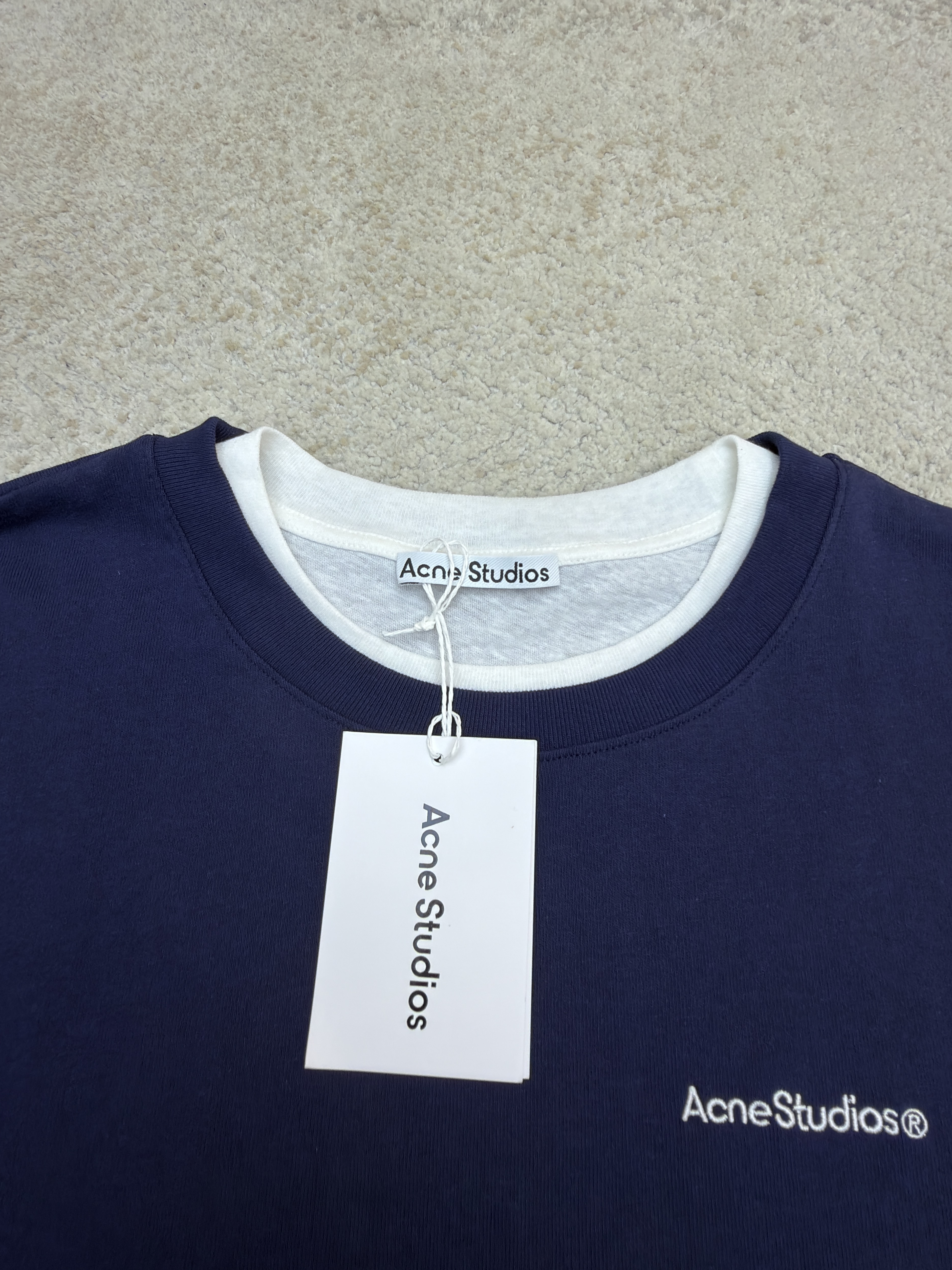 Acne Studios 假两件白边圆领T恤 打底衫 卫衣 长袖 藏蓝色 B0