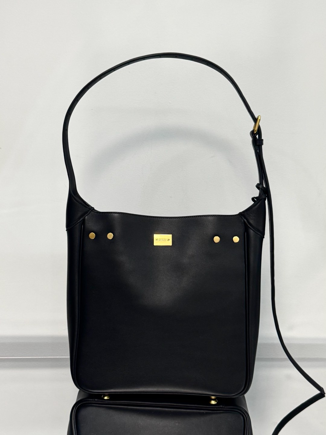 43CM/25CM  金扣 巴黎世家 单肩斜跨 Balenciag Bel Air  (Crossbody/Shoulder) Cowhide hobo– Black  