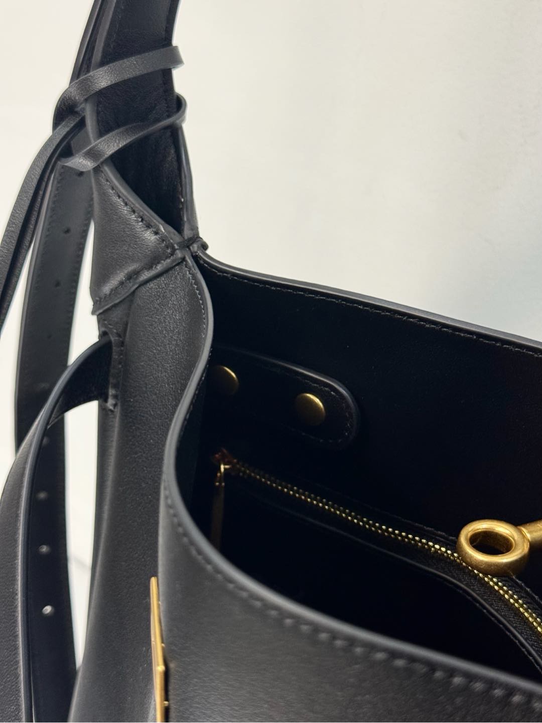 30CM small 巴黎世家 单肩  Balenciag Bel Air belair（One-shoulder）Cowhide– Black A0-8106802ABAV1000