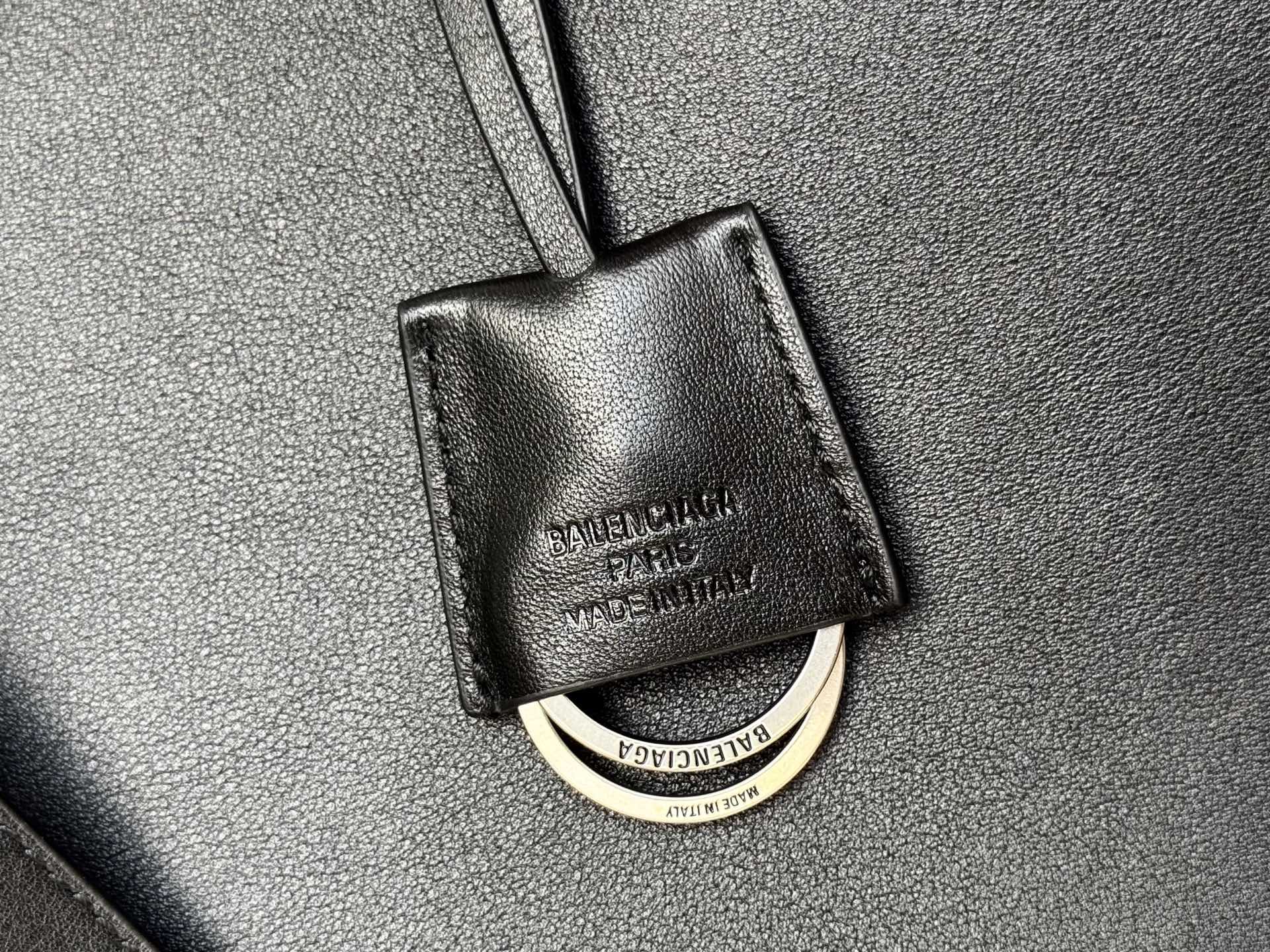 30CM small 巴黎世家 单肩  Balenciag Bel Air belair（One-shoulder）Cowhide– Black A0-8106802