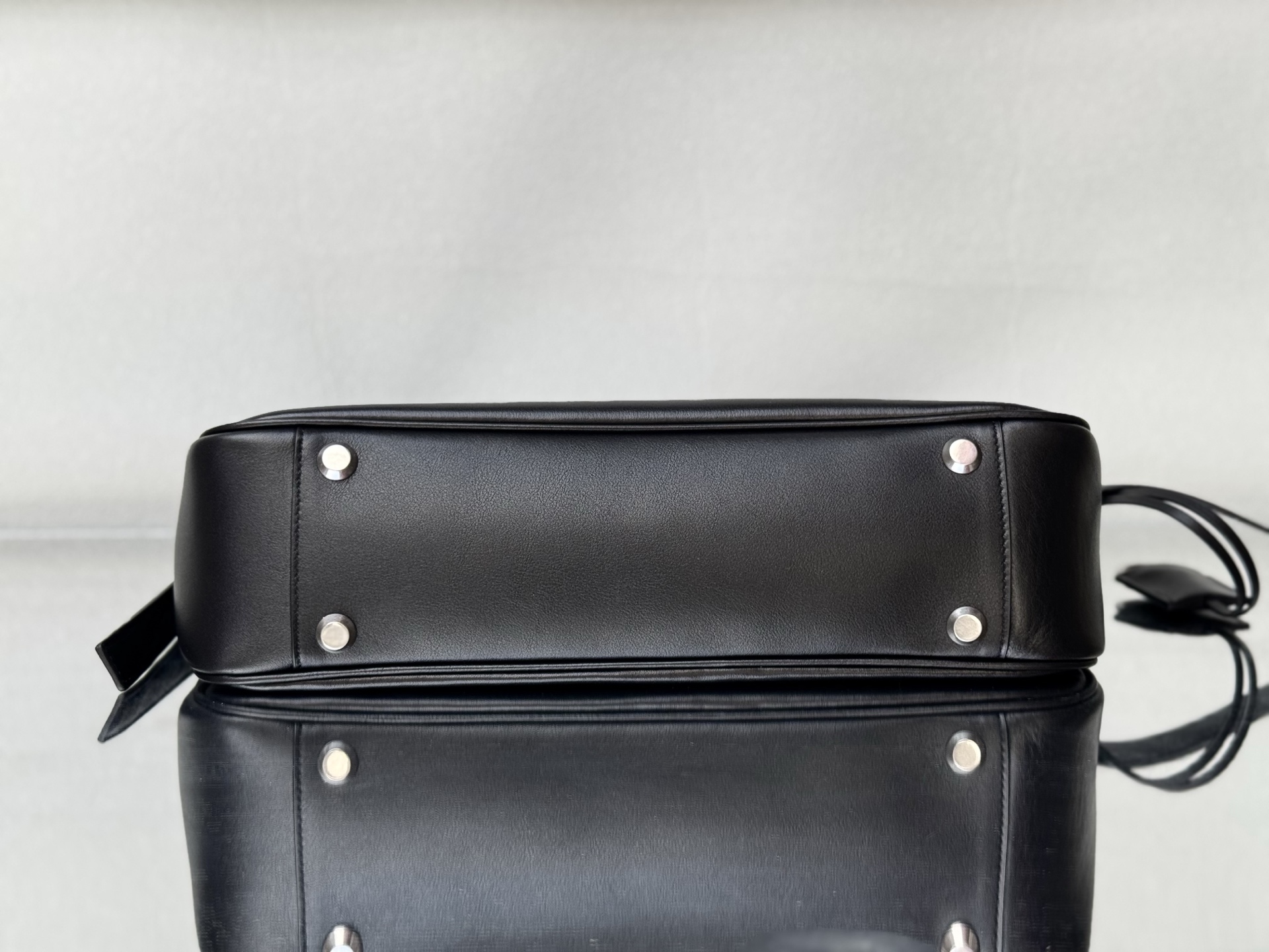 30CM small 巴黎世家 单肩  Balenciag Bel Air belair（One-shoulder）Cowhide– Black A0-8106802