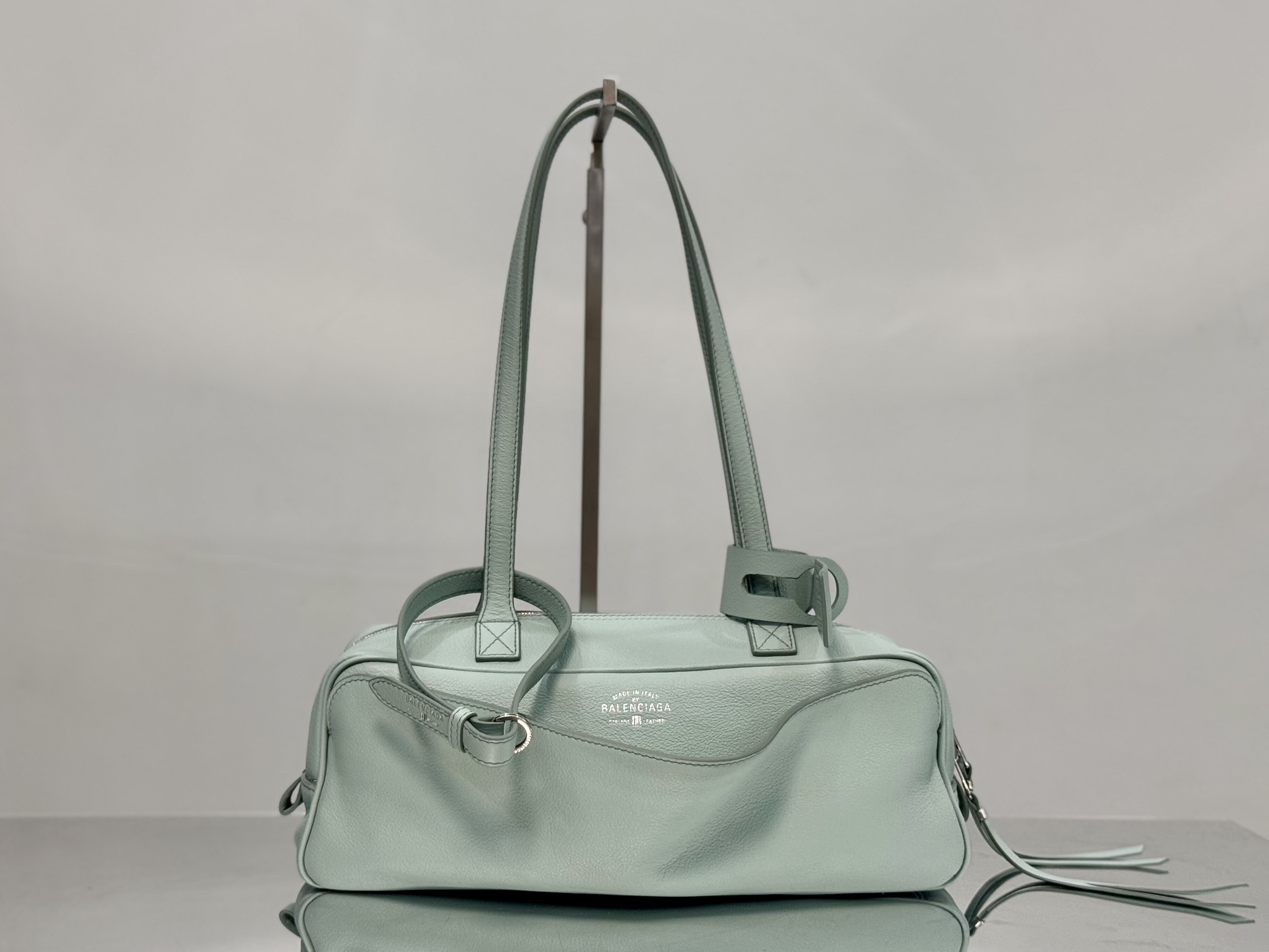 31CM 小号 巴黎世家 手提 保龄 Balenciag  carrie bowling （Handheld bowling bag）Cowhide– 8329202