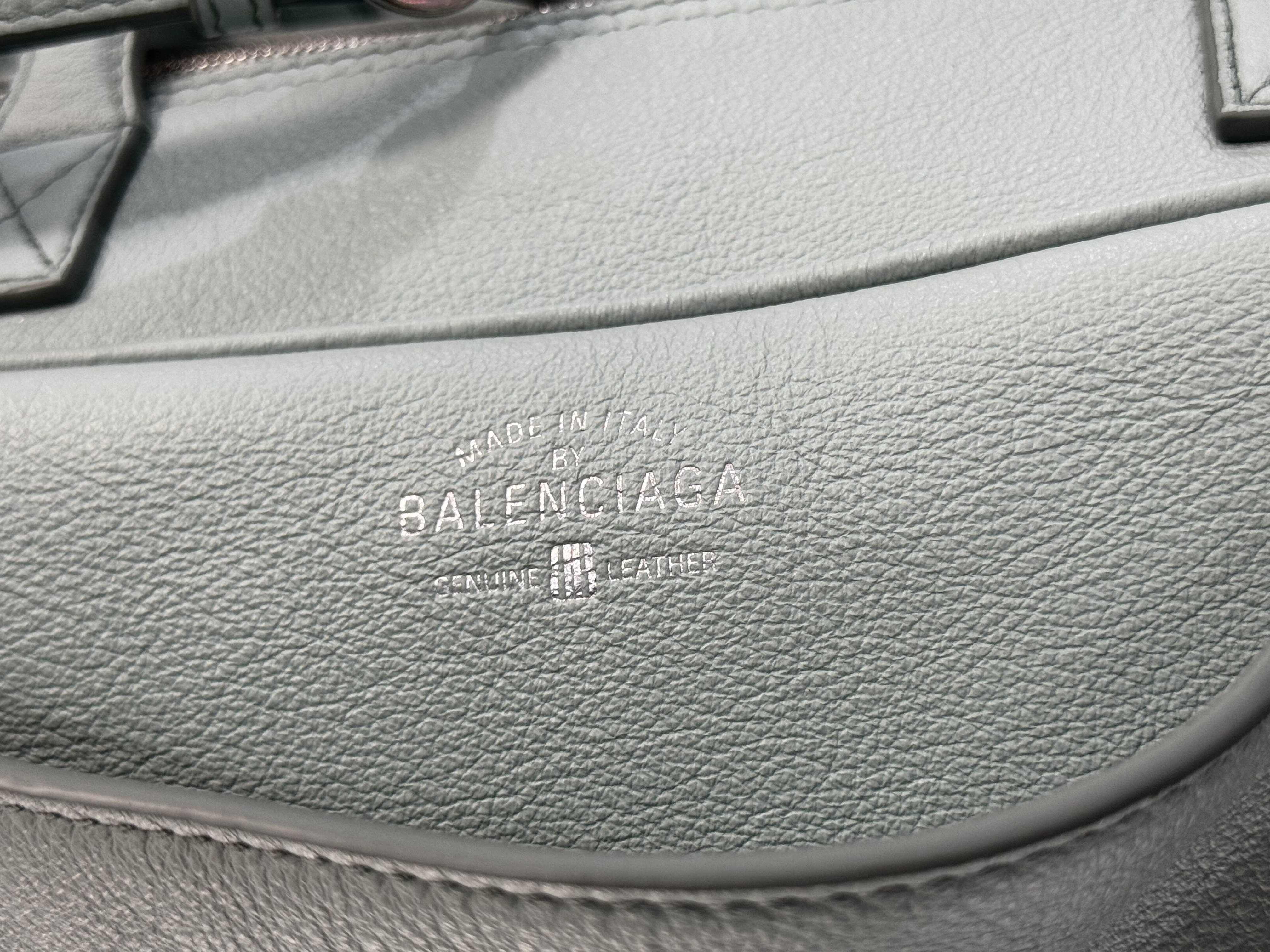 31CM 小号 巴黎世家 手提 保龄 Balenciag  carrie bowling （Handheld bowling bag）Cowhide– 8329202
