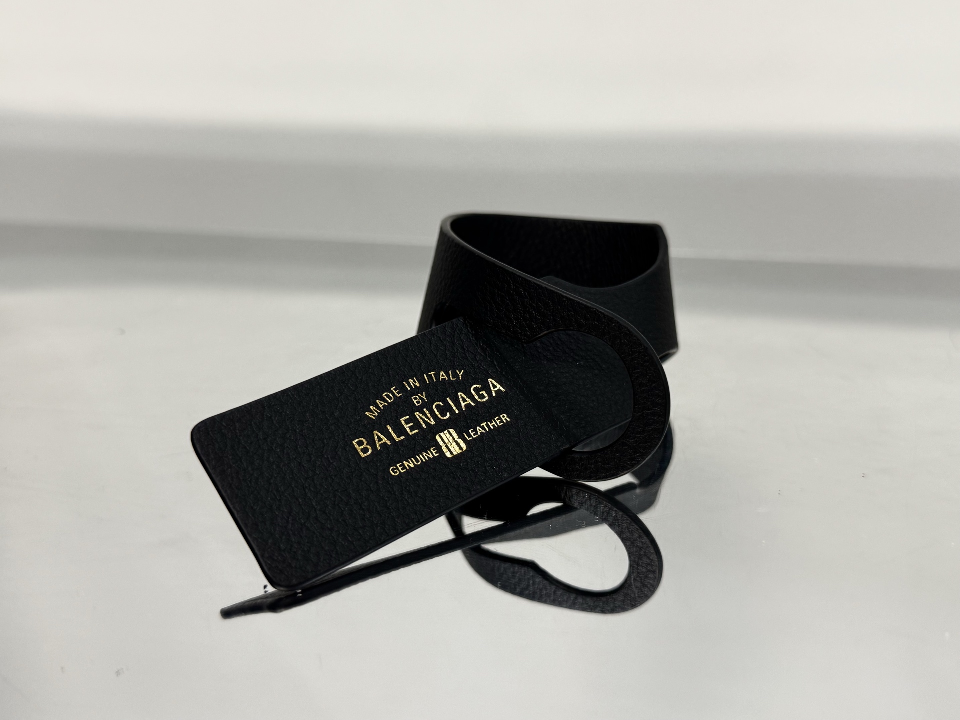 31CM 小号 巴黎世家 手提 保龄 Balenciag  carrie bowling （Handheld bowling bag）Cowhide– 8329202