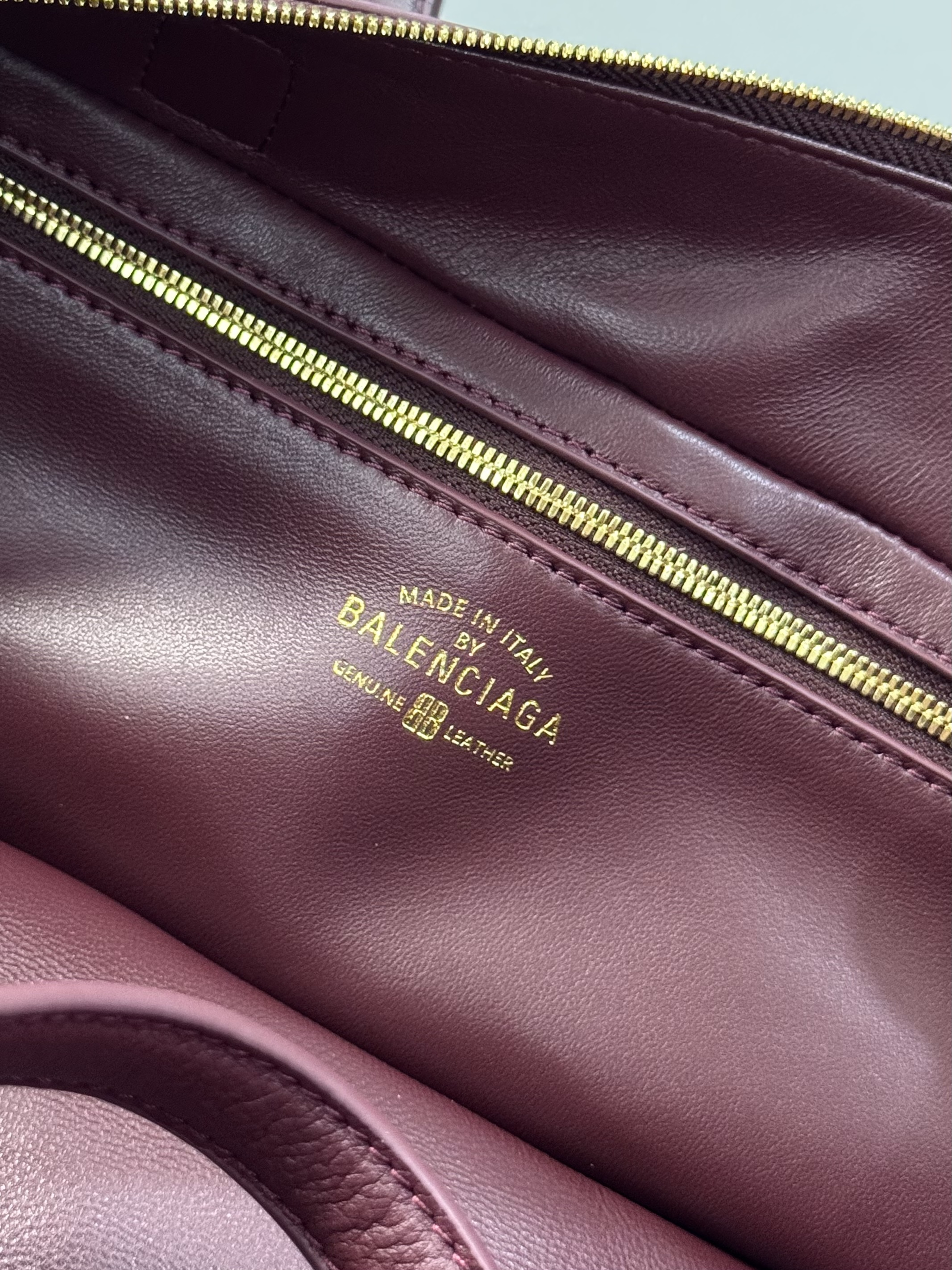 31CM 小号 巴黎世家 手提 保龄 Balenciag  carrie bowling （Handheld bowling bag）Cowhide– 8329202