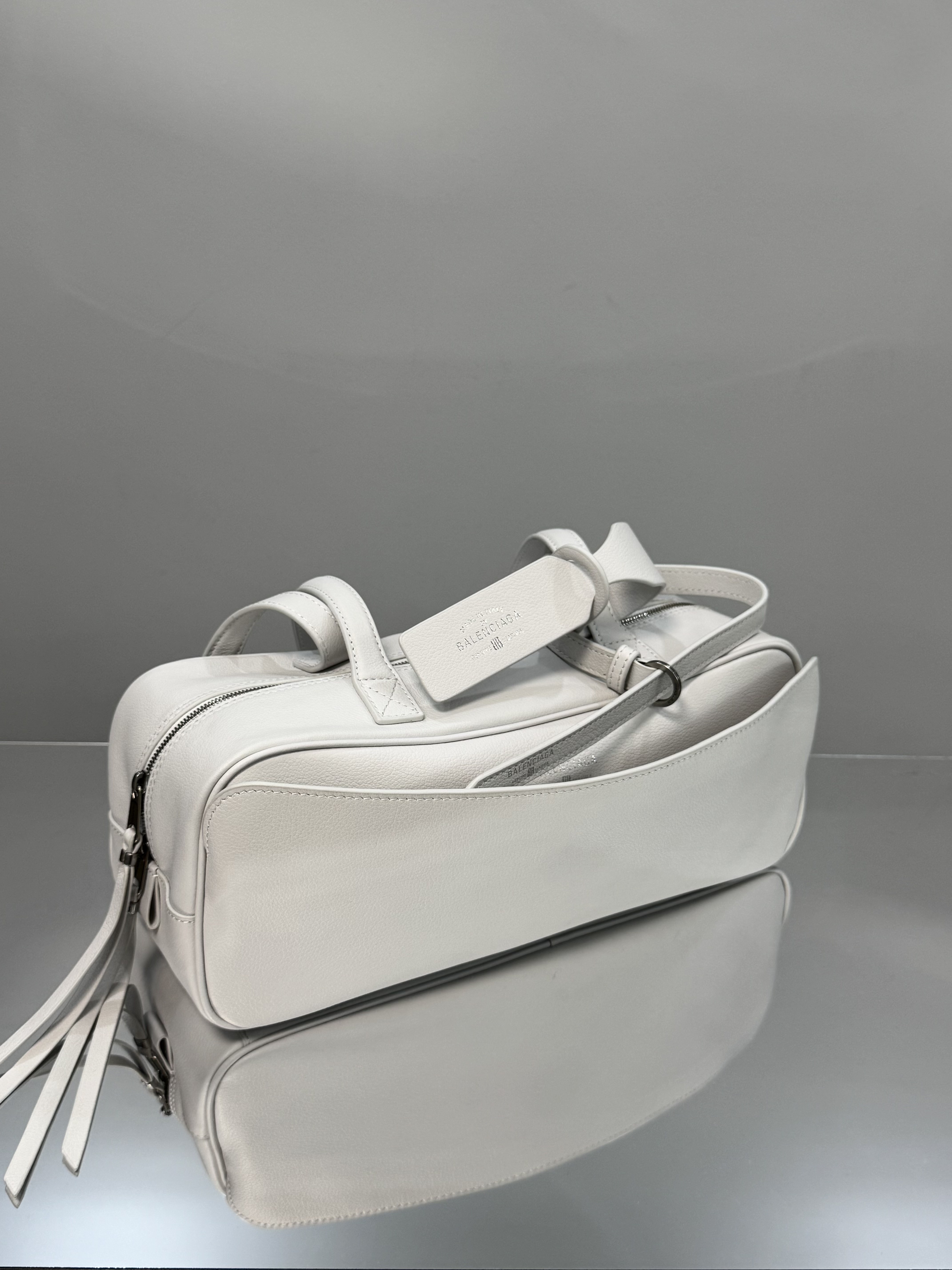 31CM 小号 巴黎世家 手提 保龄 Balenciag  carrie bowling （Handheld bowling bag）Cowhide– 8329202