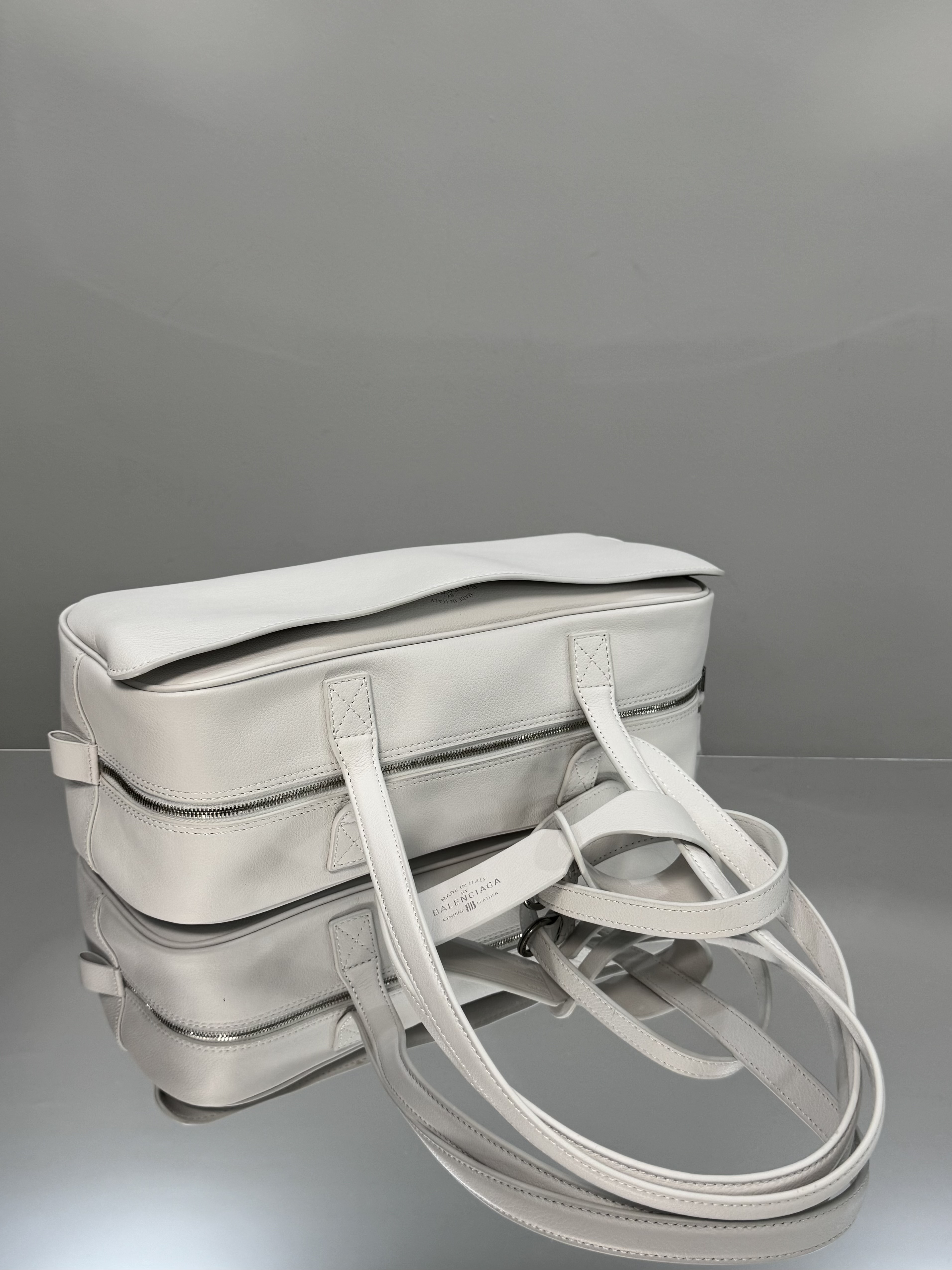 31CM 小号 巴黎世家 手提 保龄 Balenciag  carrie bowling （Handheld bowling bag）Cowhide– 8329202