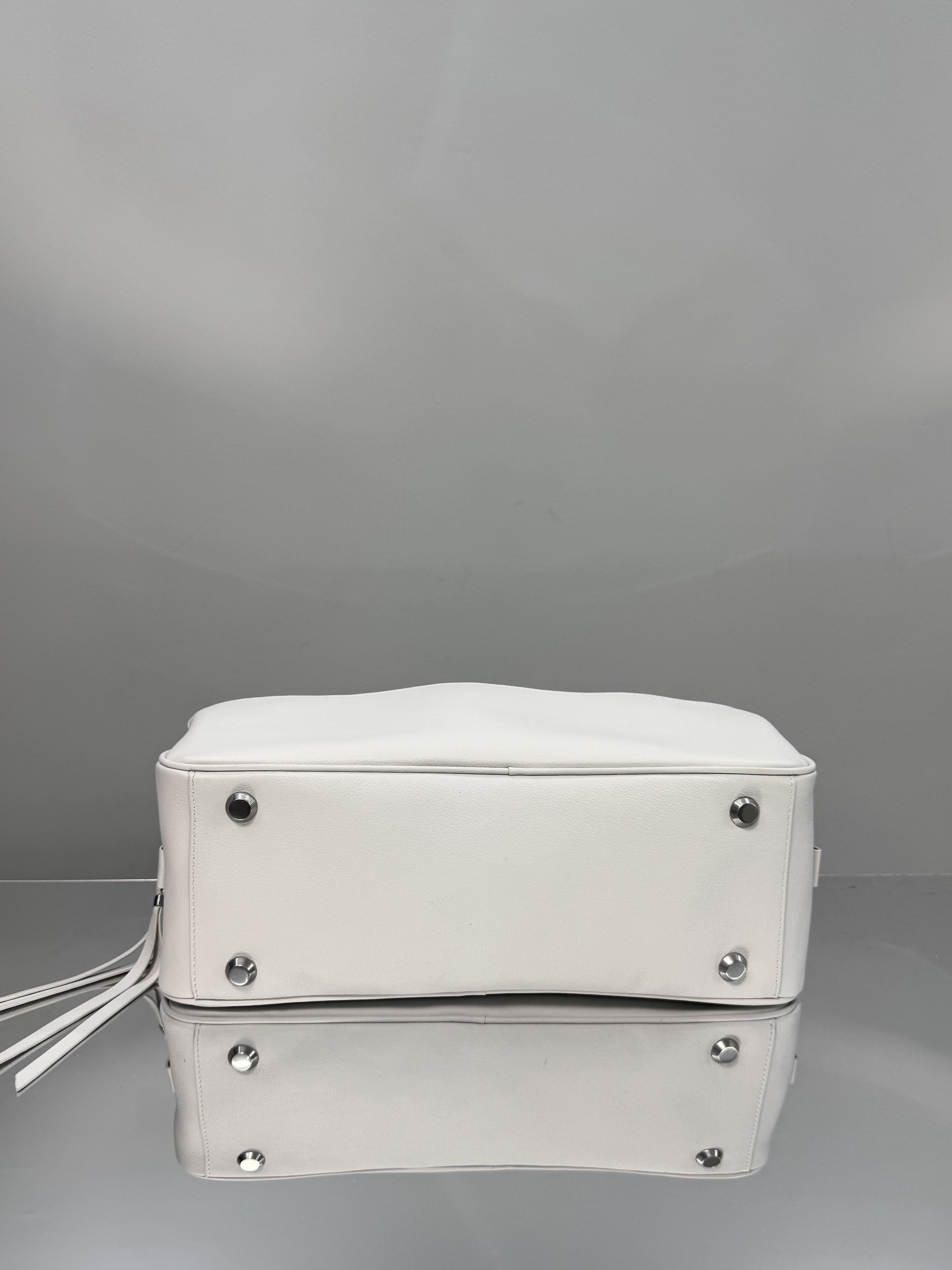 31CM 小号 巴黎世家 手提 保龄 Balenciag  carrie bowling （Handheld bowling bag）Cowhide– 8329202