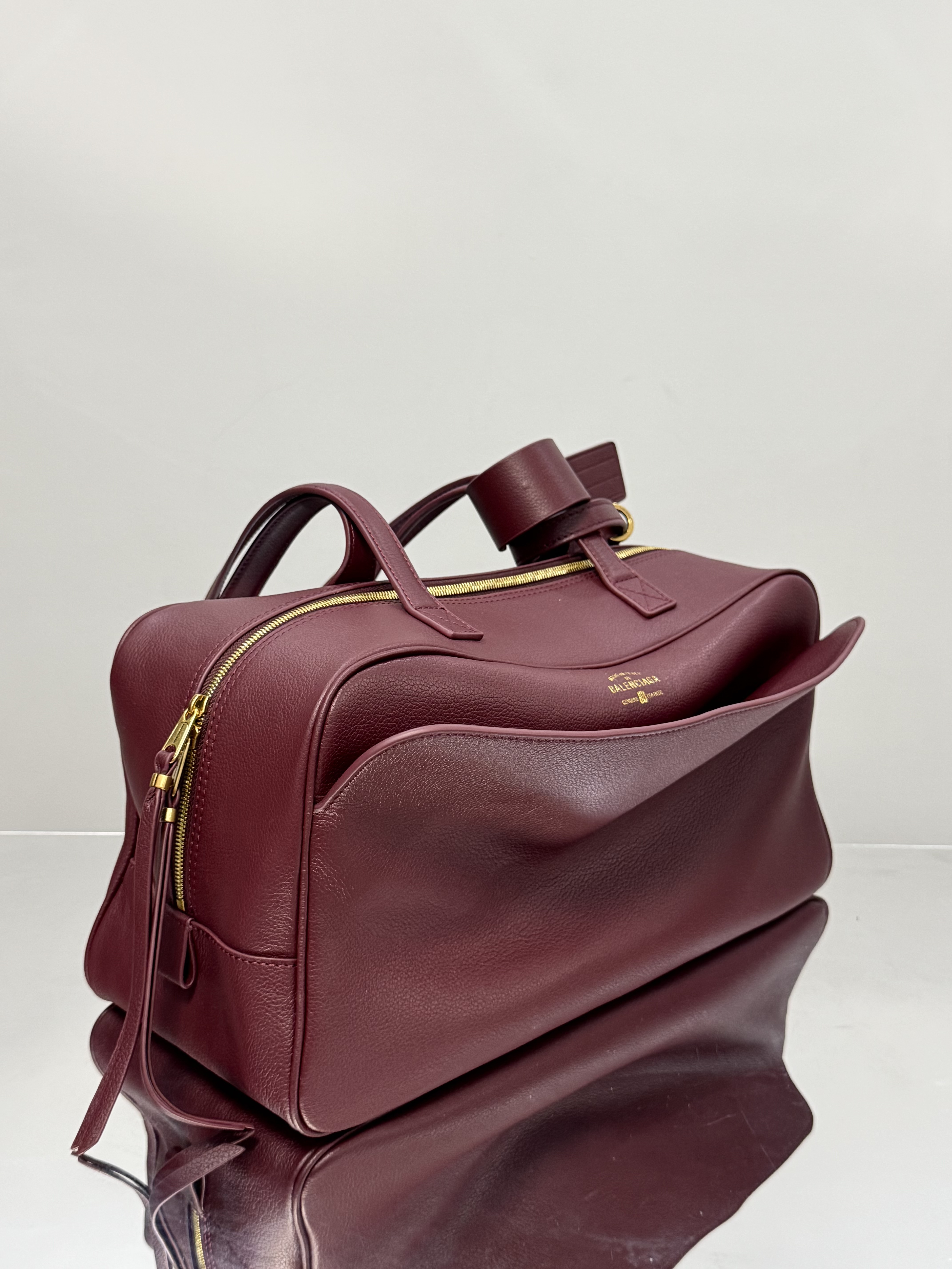 36CM 中号 巴黎世家 手提 保龄 Balenciag  carrie bowling （Handheld bowling bag）Cowhide– 8264252ABNQ1000