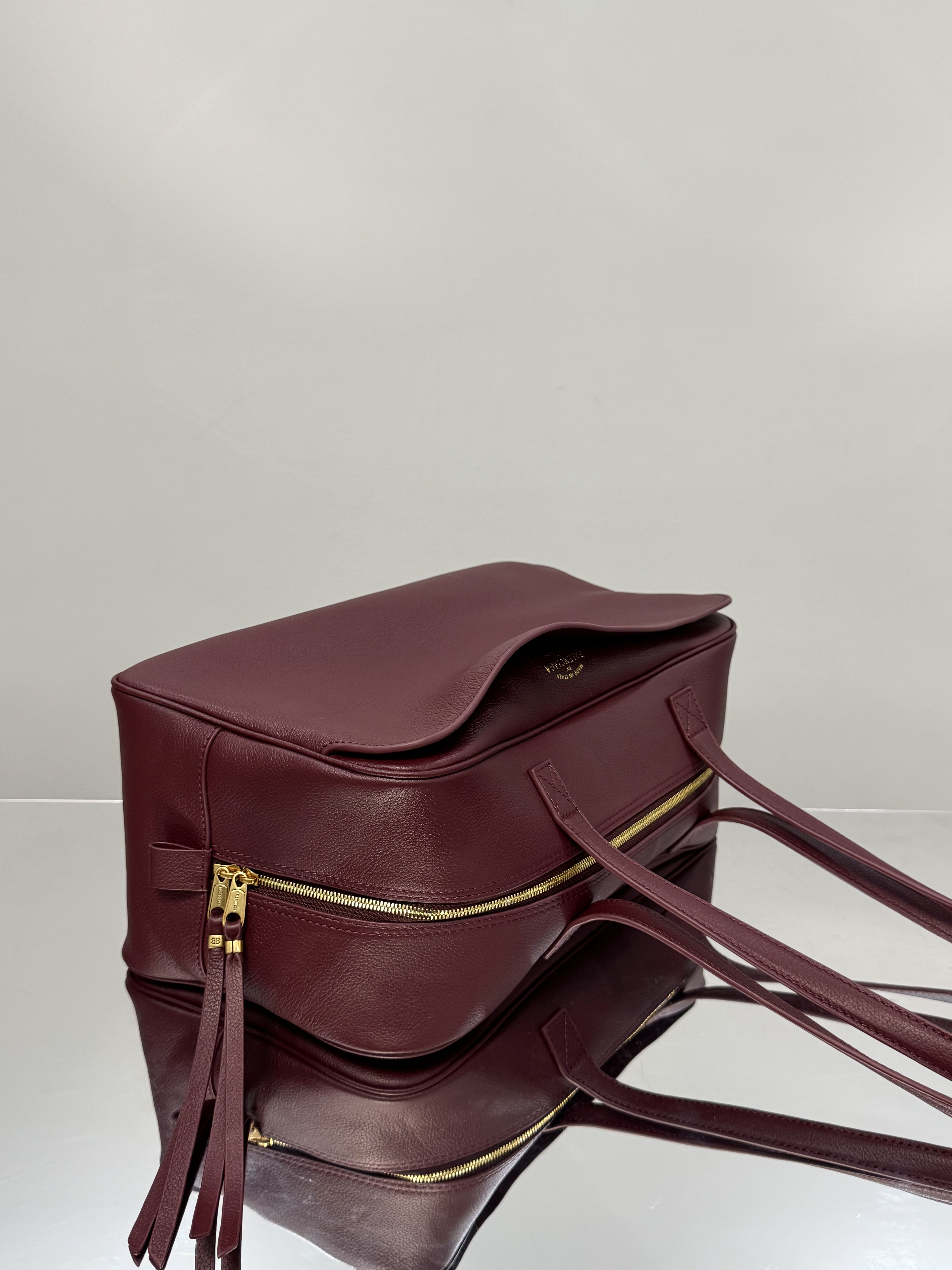 36CM 中号 巴黎世家 手提 保龄 Balenciag  carrie bowling （Handheld bowling bag）Cowhide– 8264252ABNQ1000