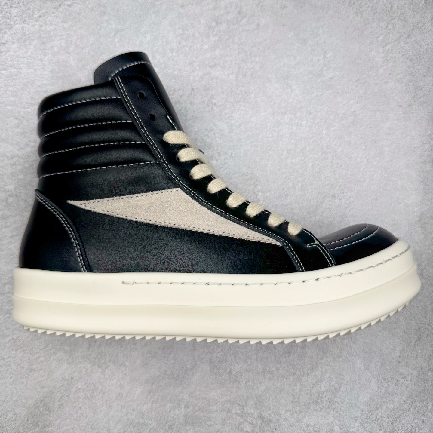 RICK OWENS RO 圆头 高筒  板鞋 休闲鞋 波鞋 男鞋    小牛皮 光滑皮 黑色RU02D6896LCOLVS-911