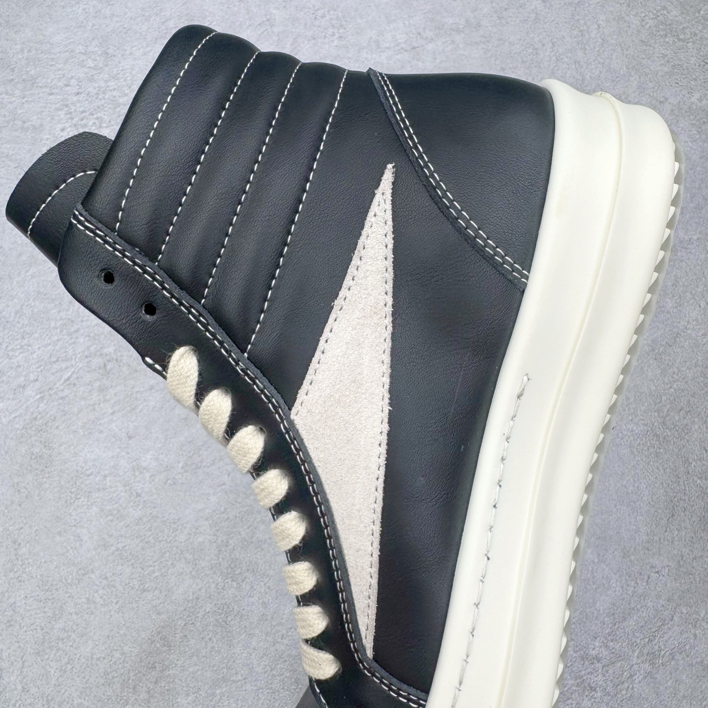 RICK OWENS RO 圆头 高筒  板鞋 休闲鞋 波鞋 男鞋    小牛皮 光滑皮 黑色RU02D6896LCOLVS-911