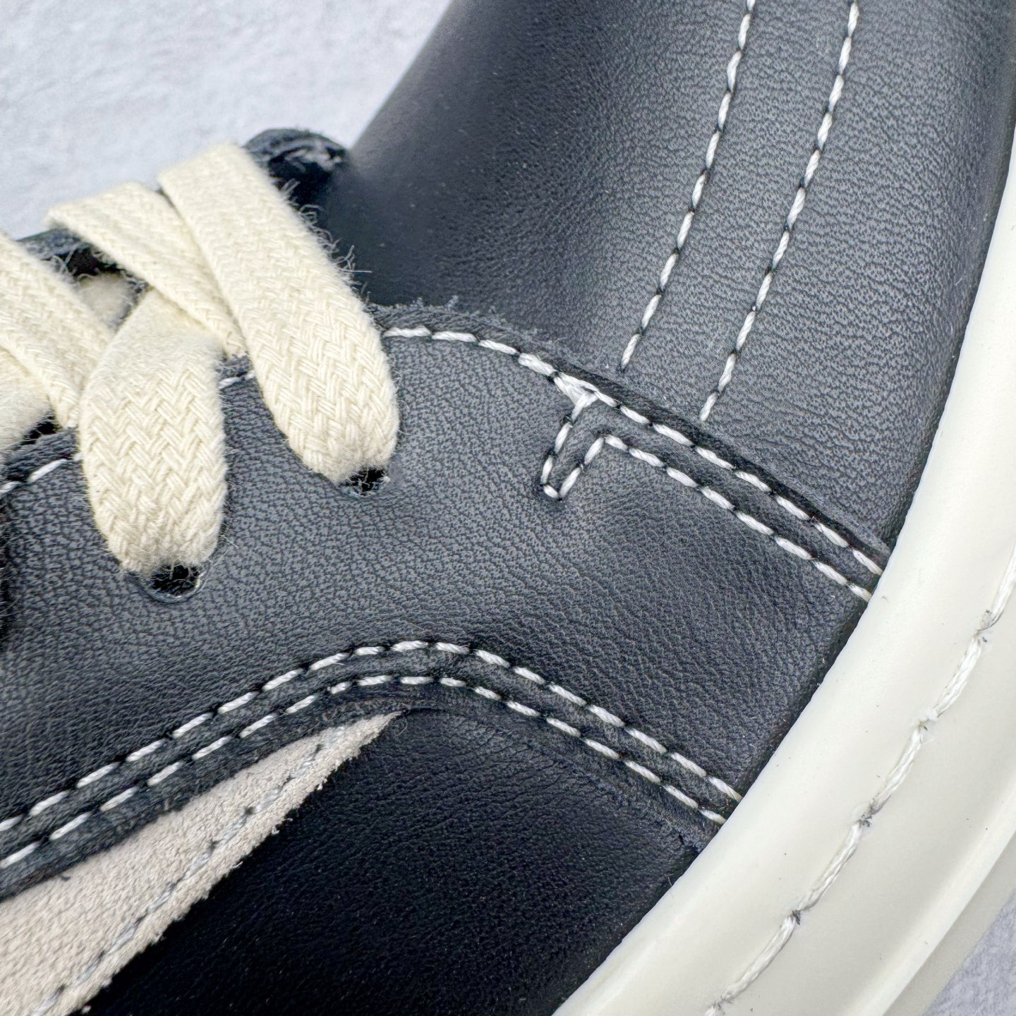 RICK OWENS RO 圆头 高筒  板鞋 休闲鞋 波鞋 男鞋    小牛皮 光滑皮 黑色RU02D6896LCOLVS-911