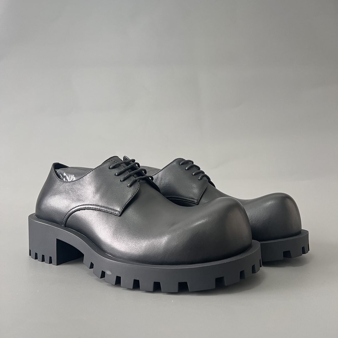 Balenciaga  巴黎世家 Comfy  亚光面 牛皮  翘头细鞋带  皮鞋 黑色 C0- 