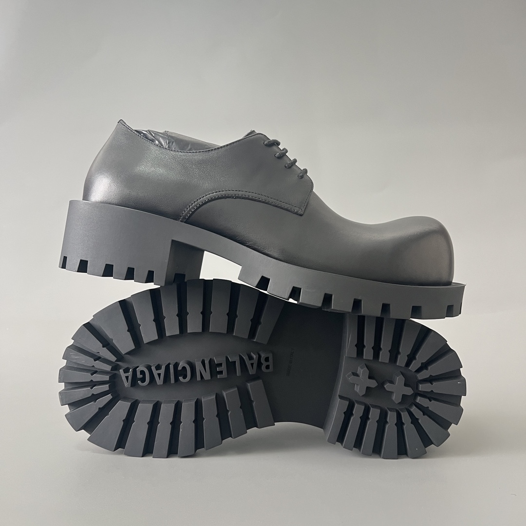 Balenciaga  巴黎世家 Comfy  亚光面 牛皮  翘头细鞋带  皮鞋 黑色 C0- 
