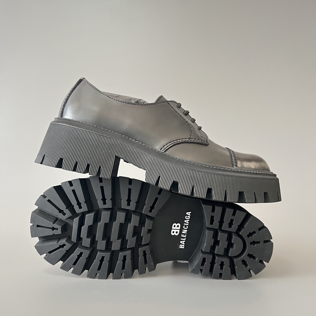Balenciaga  巴黎世家 Tractor  亚光面 牛皮  擦色 德比 皮鞋 黑色 C0