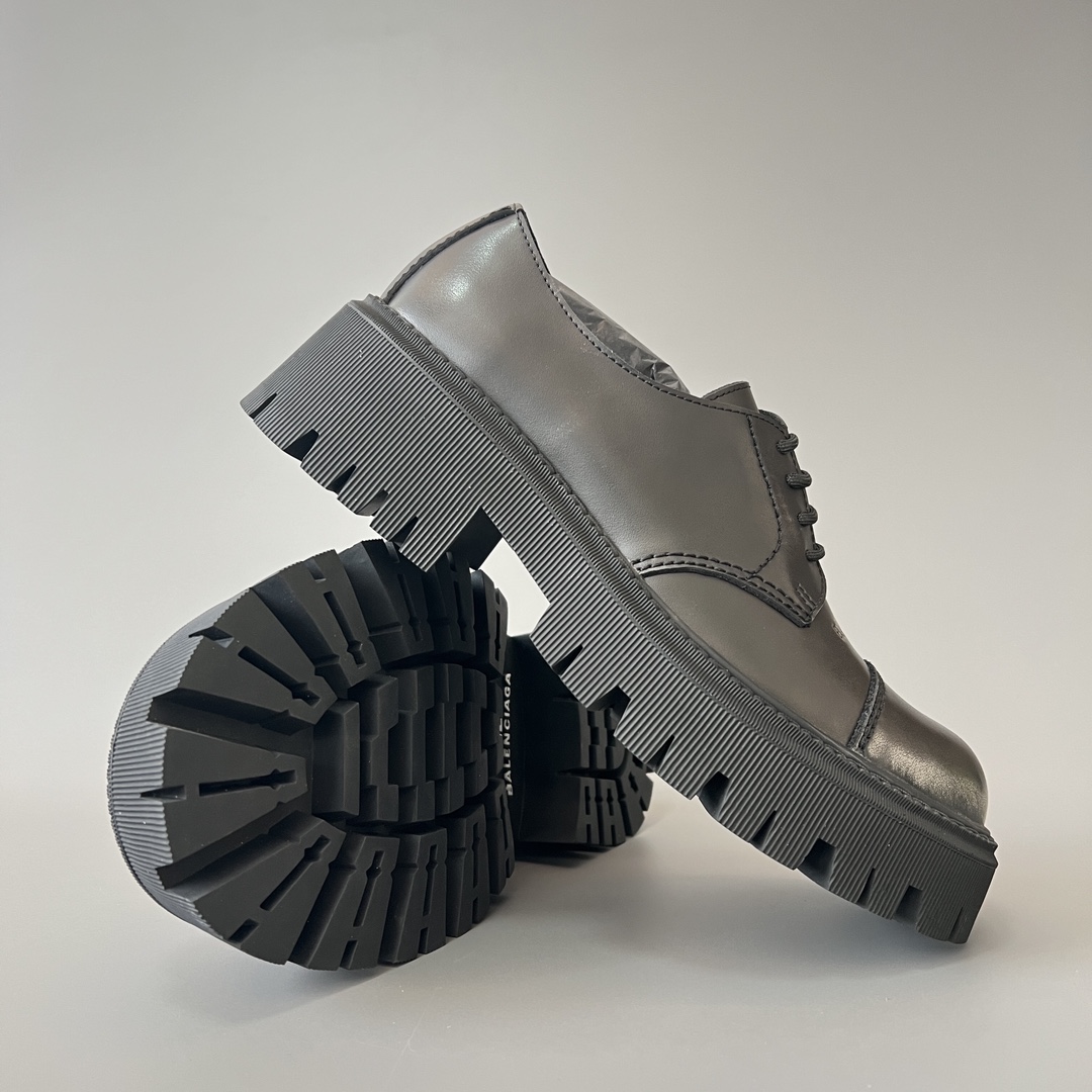 Balenciaga  巴黎世家 Tractor  亚光面 牛皮  擦色 德比 皮鞋 黑色 C0