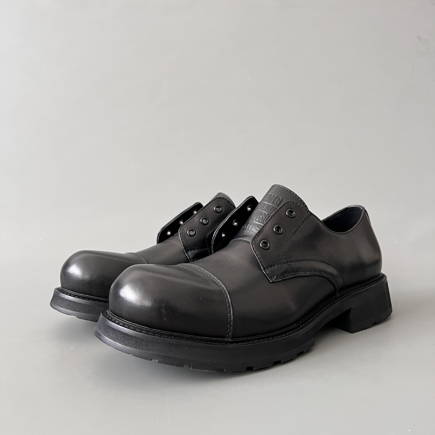 Balenciaga  巴黎世家 TRUCK 牛皮 圆头无鞋带  德比鞋皮鞋 黑色 C0-844932WCDA01000