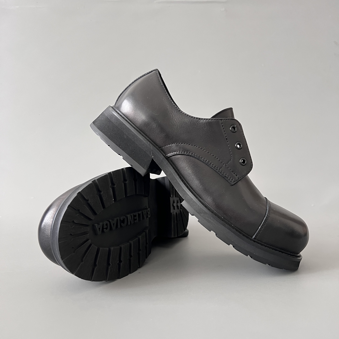 Balenciaga  巴黎世家 TRUCK 牛皮 圆头无鞋带  德比鞋皮鞋 黑色 C0-844932WCDA01000