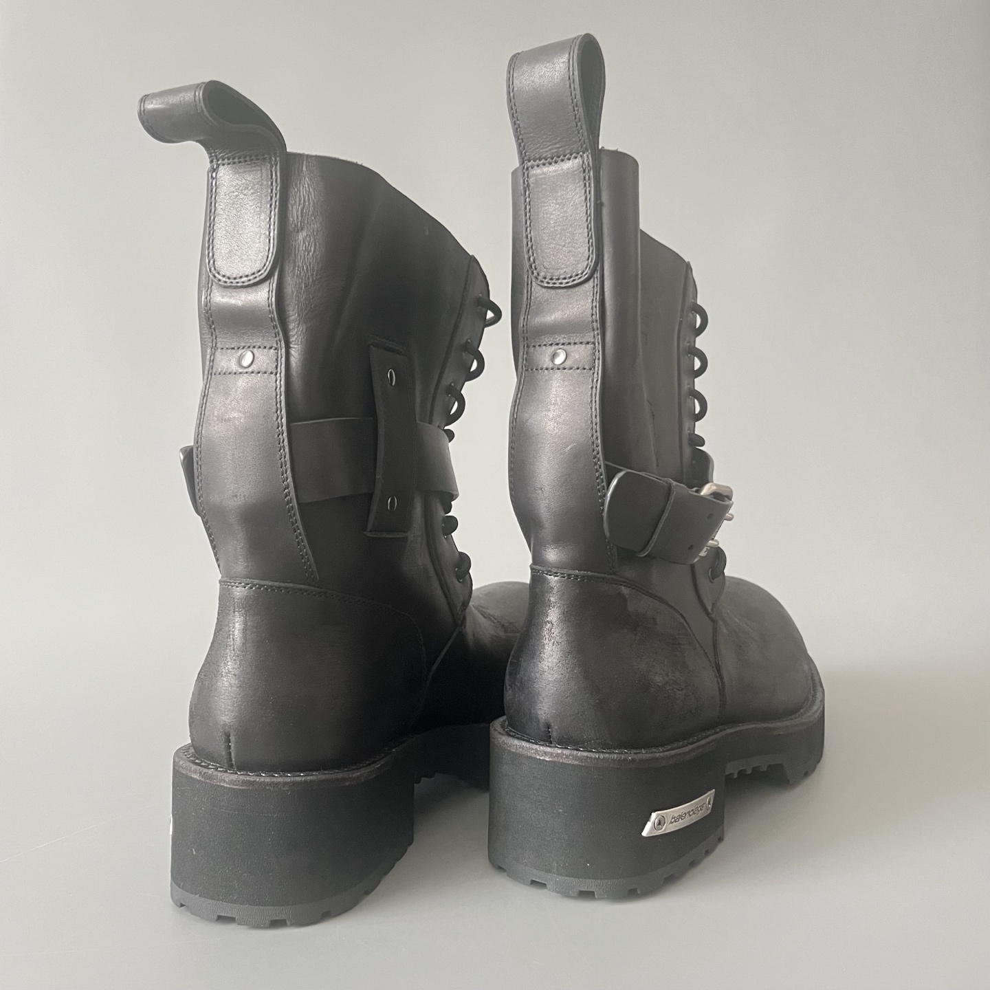 Balenciaga  巴黎世家 Venom 牛皮  短筒 马丁靴 黑色-D0