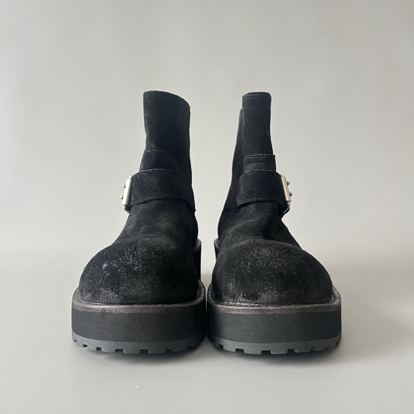 Balenciaga  巴黎世家 Venom 无鞋带 麂皮  短筒 马丁靴 黑色-D0