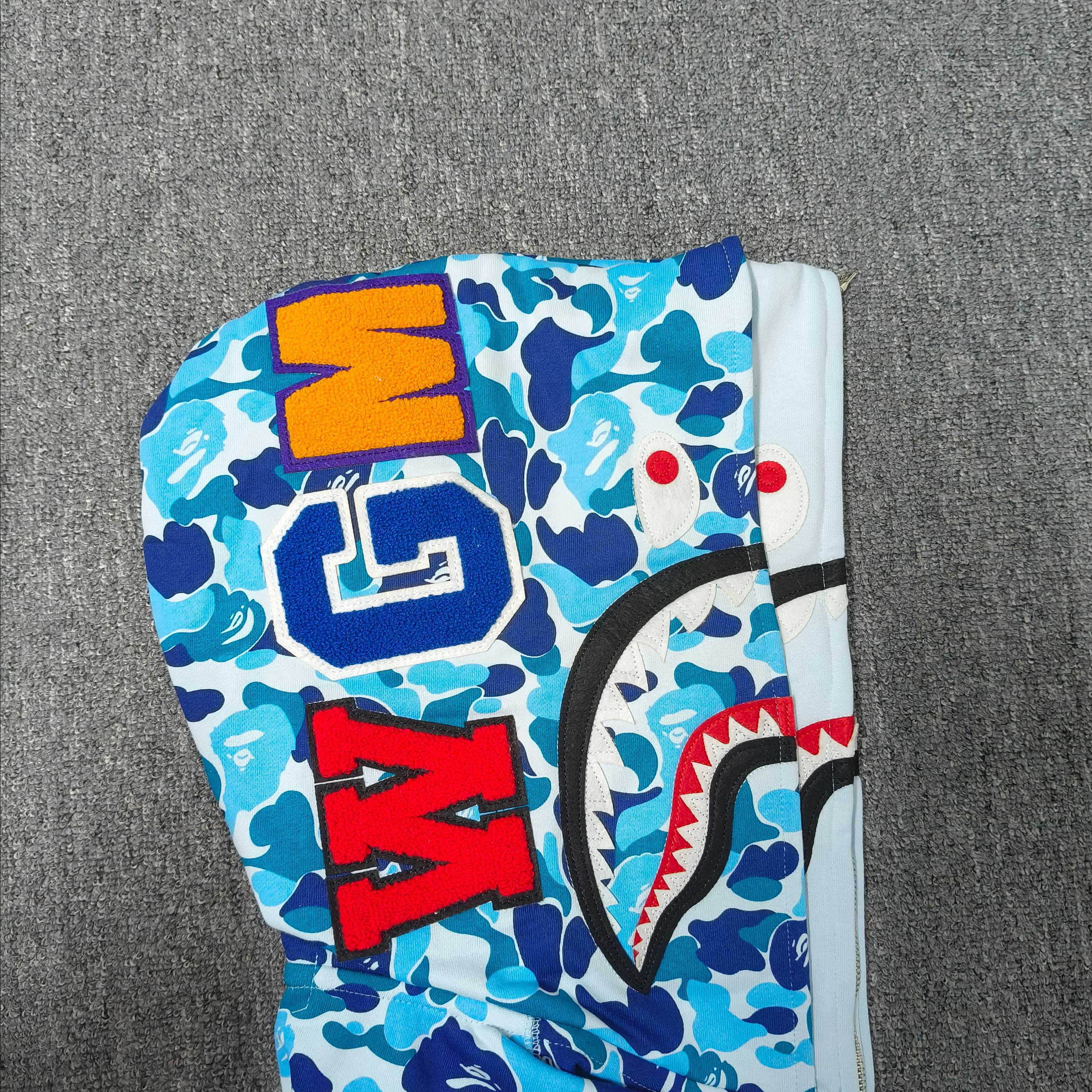 A BATHING APE BAPE ABC 双头 迷彩 鲨鱼猿人拉链外套  男女同款  0ZXSWM003151Q