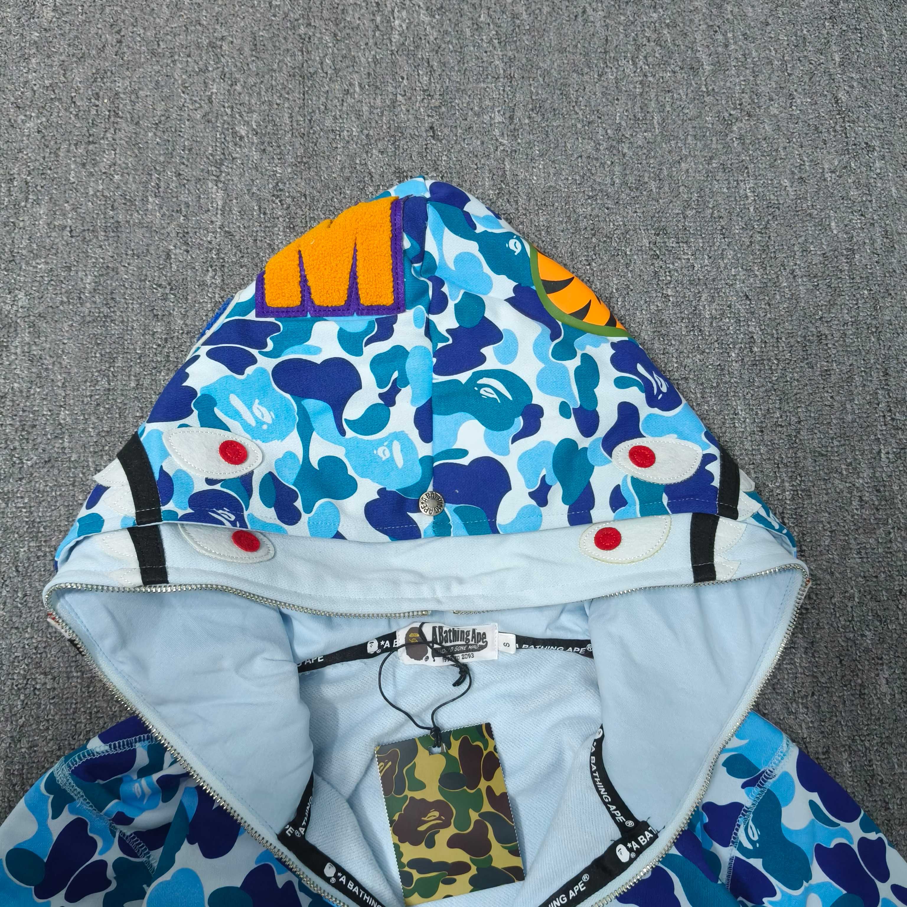 A BATHING APE BAPE ABC 双头 迷彩 鲨鱼猿人拉链外套  男女同款  0ZXSWM003151Q