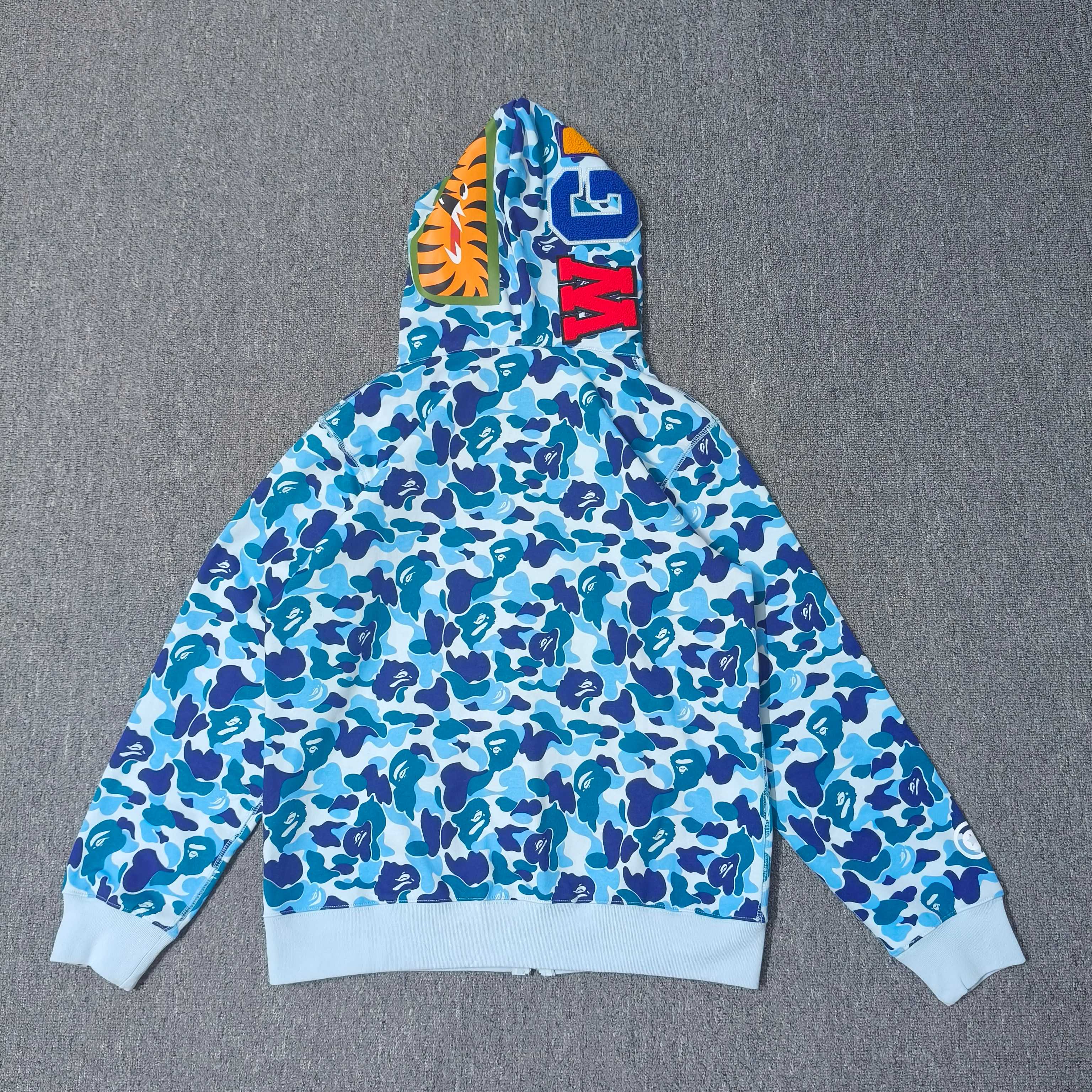 A BATHING APE BAPE  CAMO 水钻 迷彩 鲨鱼猿人拉链外套  男女同款  1M80-215-301