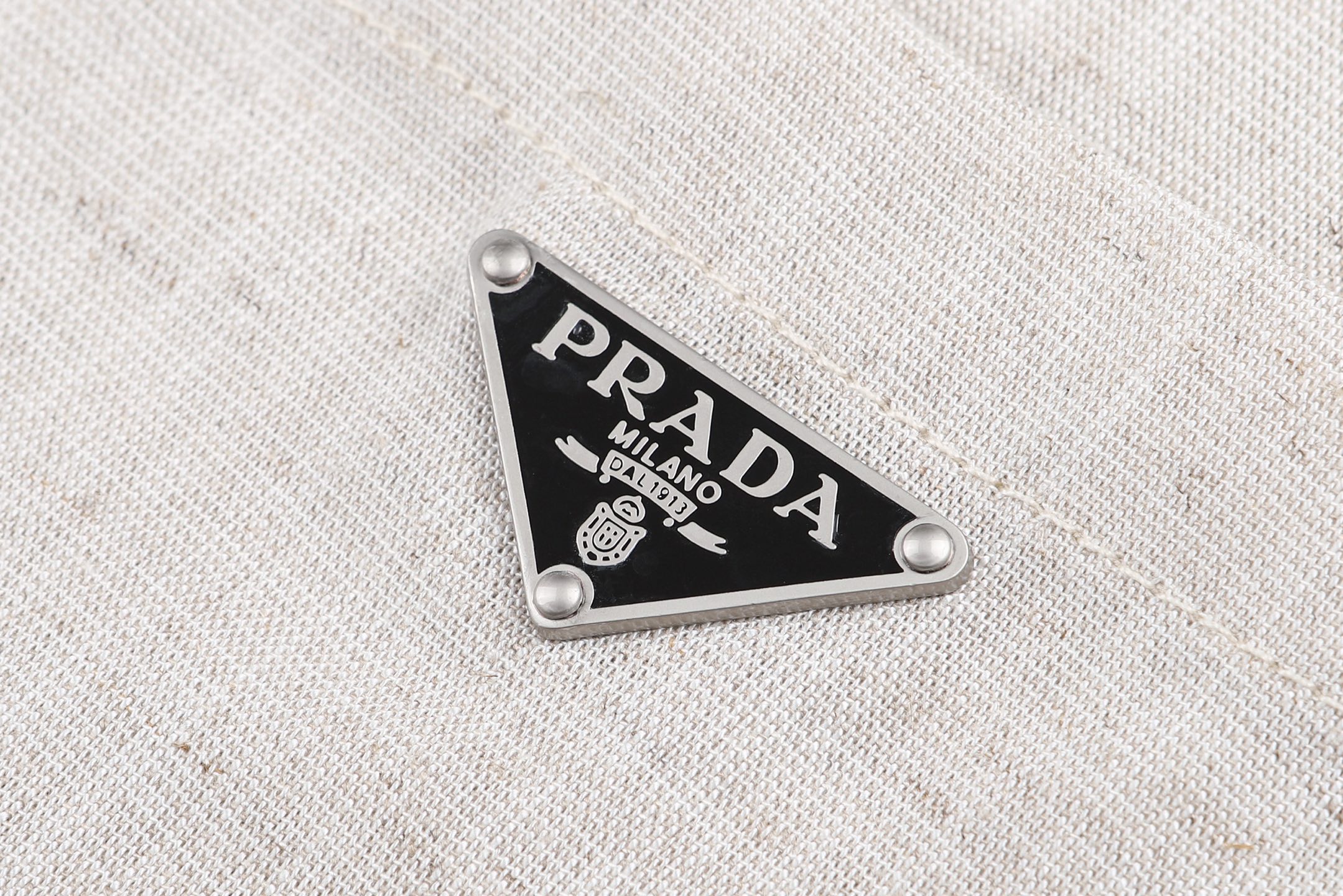 PRADA 普拉达 三角标logo棉麻拉链夹克 外套 长袖 秋冬 B5