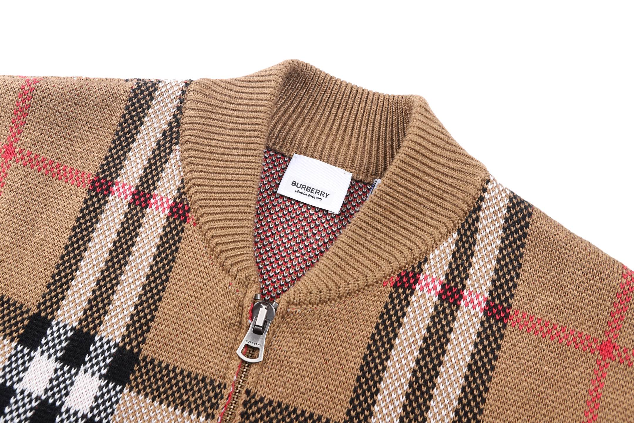 Burberry 巴宝莉 格纹标识拉链针织毛衣 夹克 针织衫 长袖 外套 棕色 B5