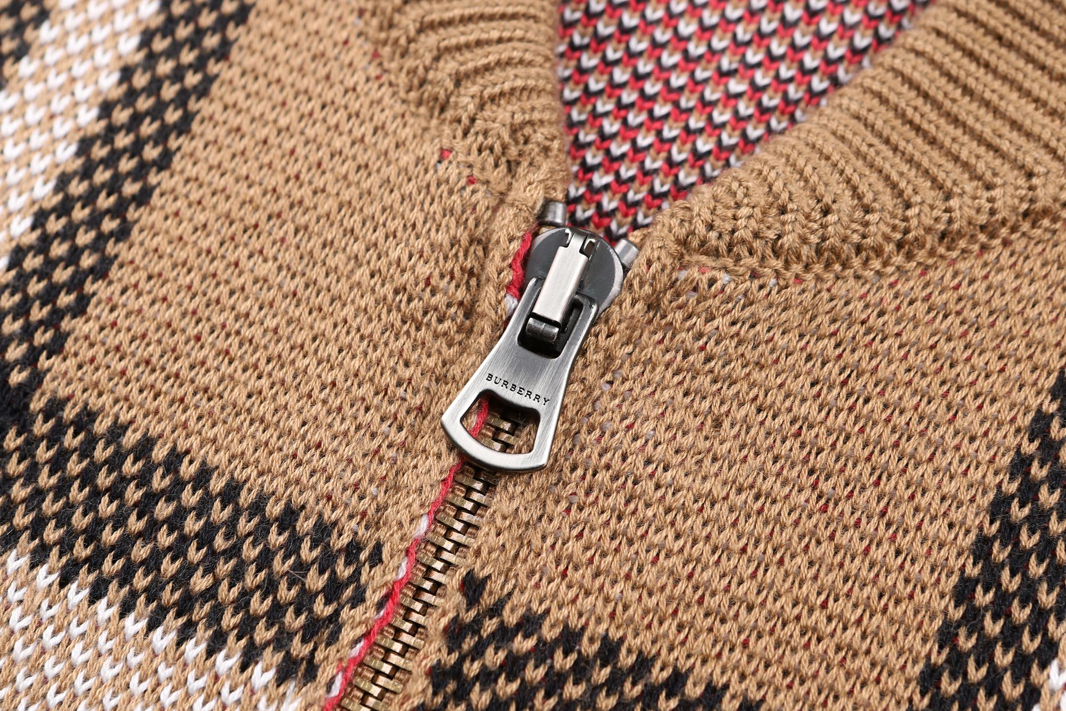 Burberry 巴宝莉 格纹标识拉链针织毛衣 夹克 针织衫 长袖 外套 棕色 B5