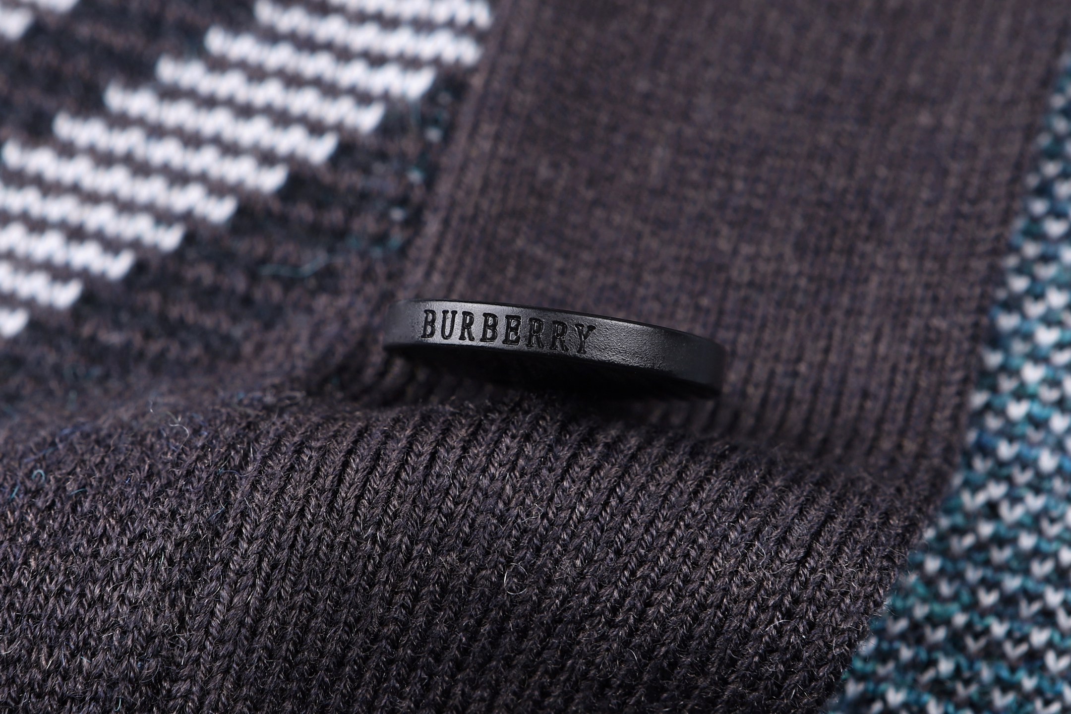 Burberry 巴宝莉 格纹提花针织开衫 毛衣 长袖 外套 灰色 B2