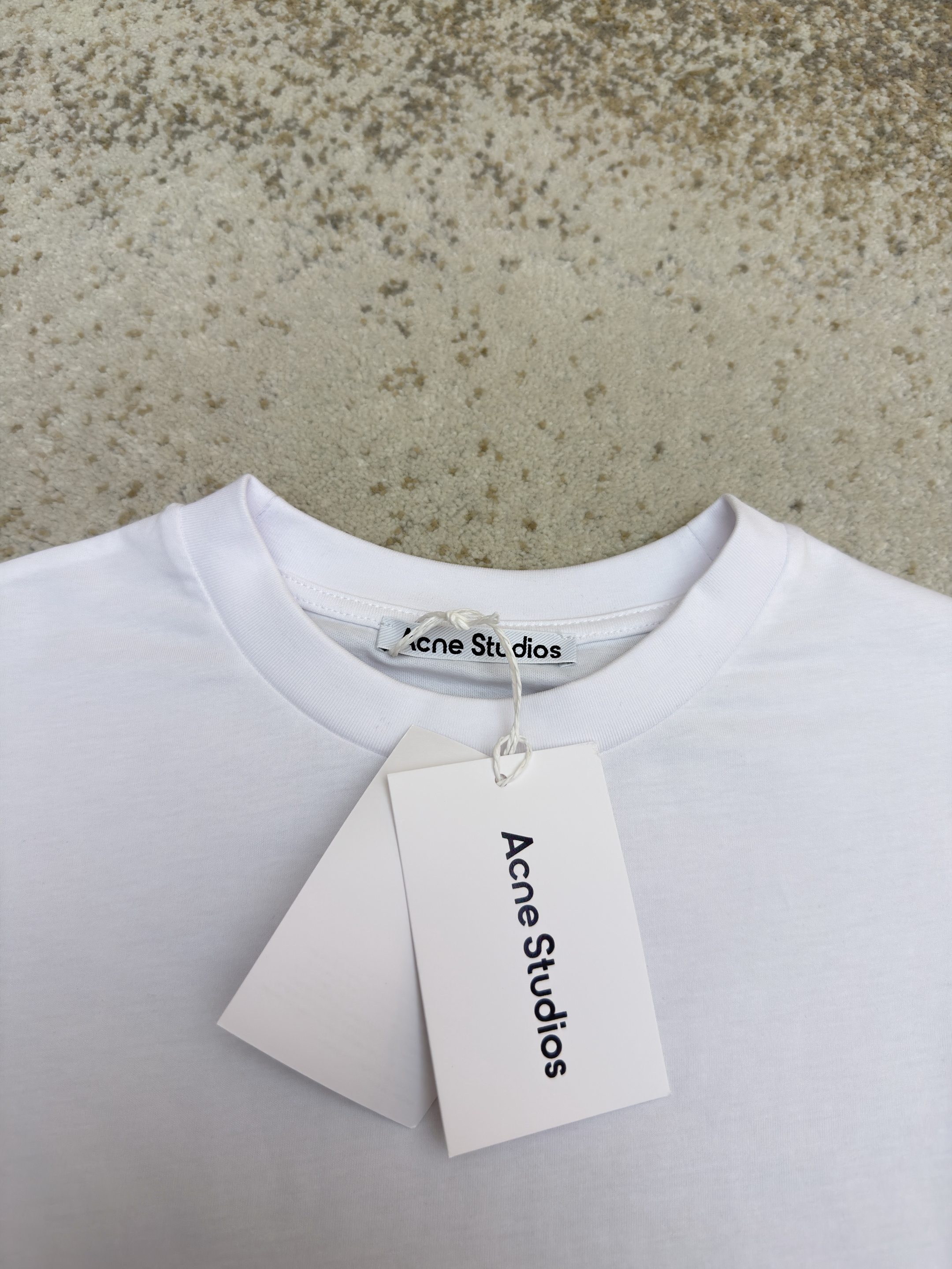 Acne Studios 陈森袖标字母圆领T恤 短袖 夏款 白色 A0