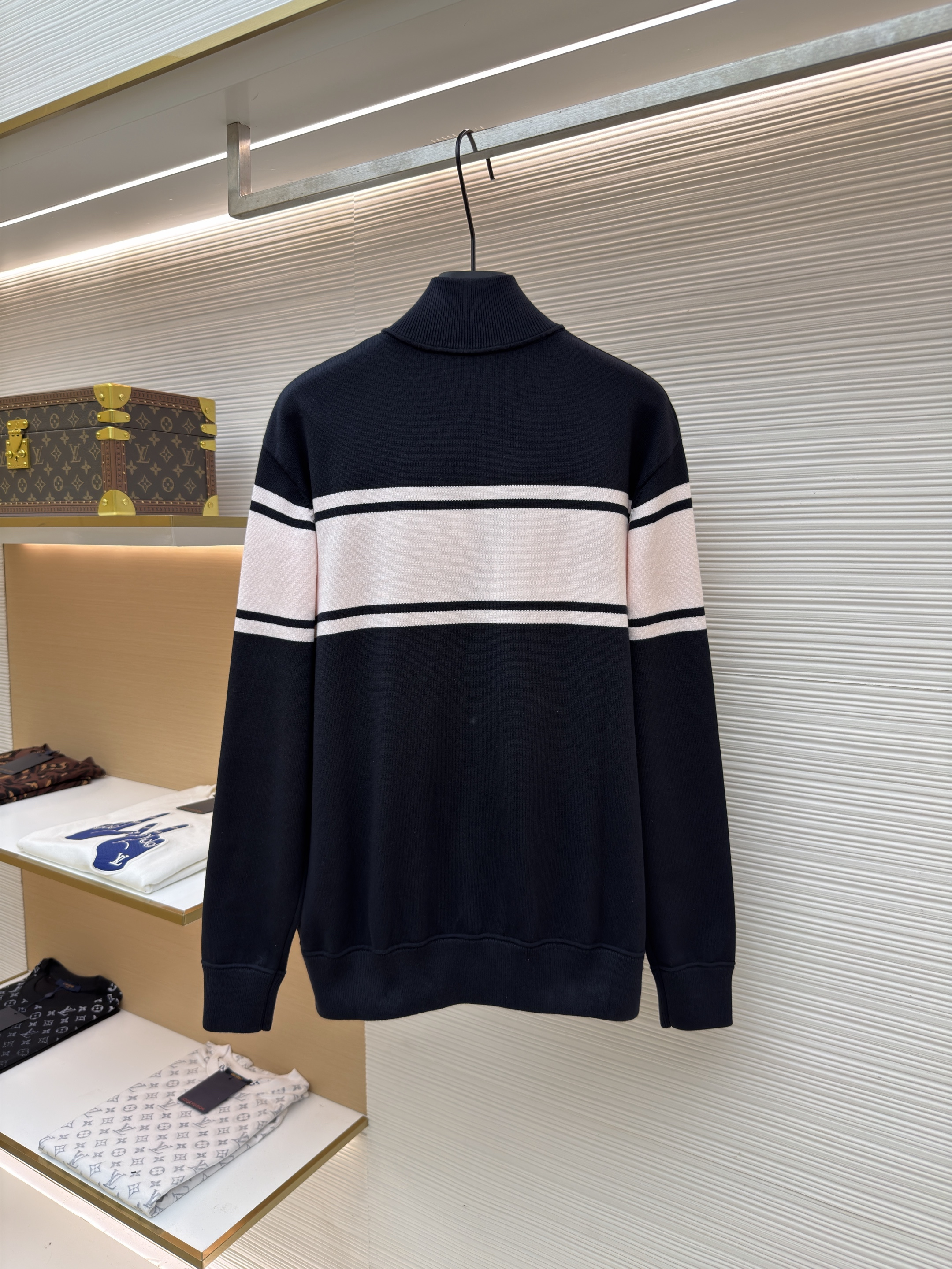 LOUIS VUITTON 路易威登 字母嵌花拼色条纹拉链立领针织外套 开衫 针织衫 毛衣 长袖 秋冬 藏蓝色 C0