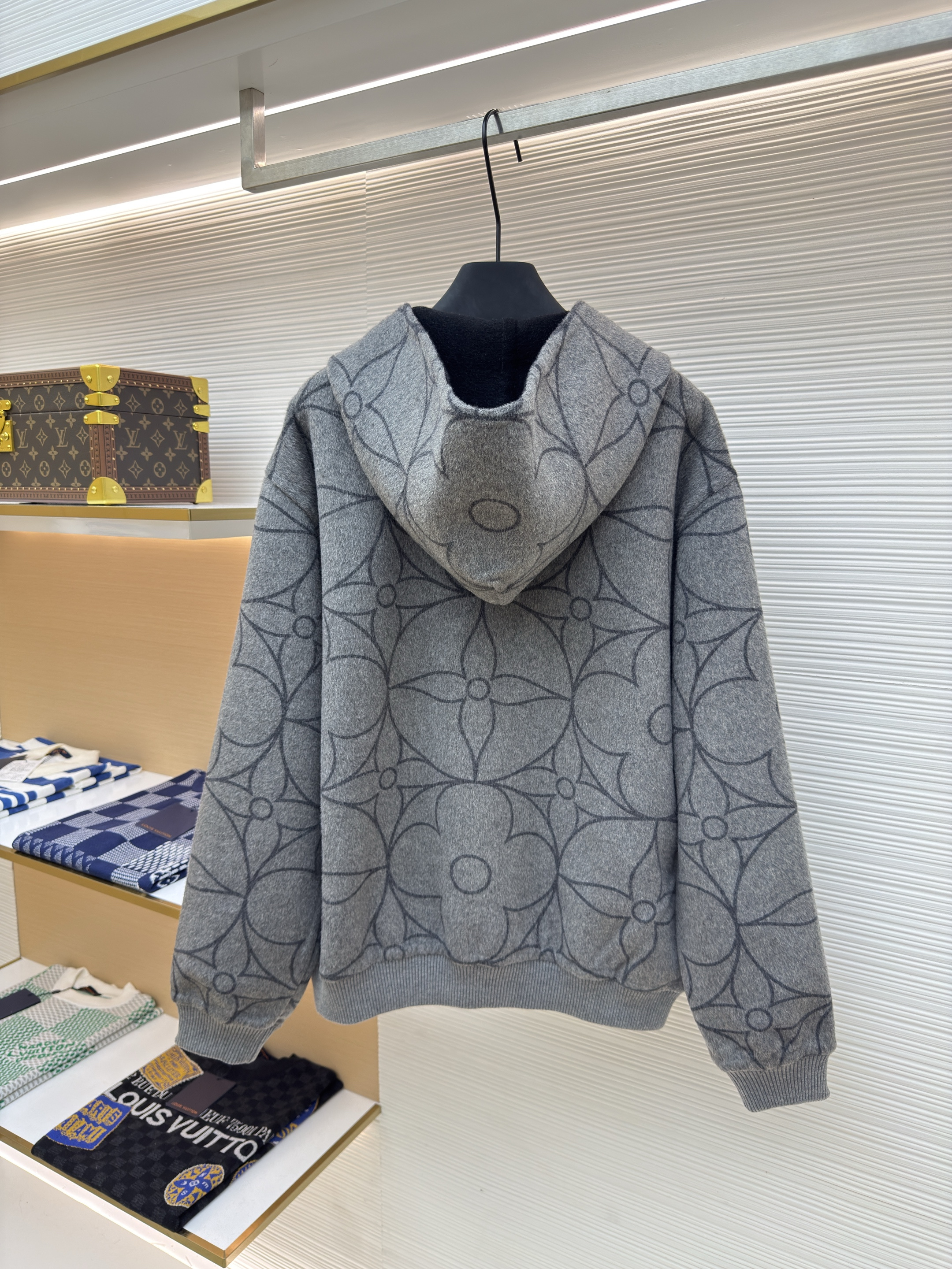 LOUIS VUITTON 路易威登 双面两穿圆圈花毛呢拉链连帽卫衣 连帽衫 外套 夹克 秋冬 灰色 E0