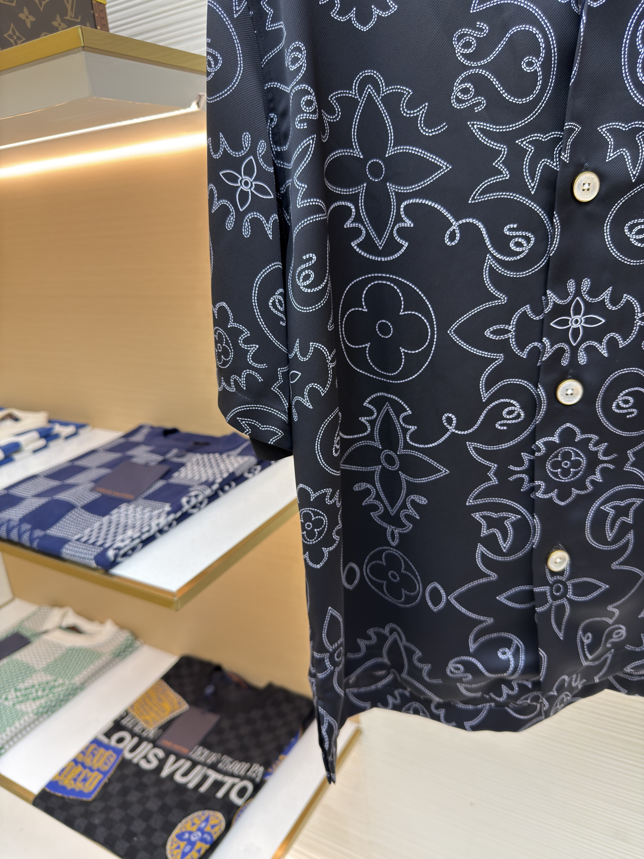 LOUIS VUITTON 路易威登 LV 线条双面印花短袖衬衫 外套 夏季 B0