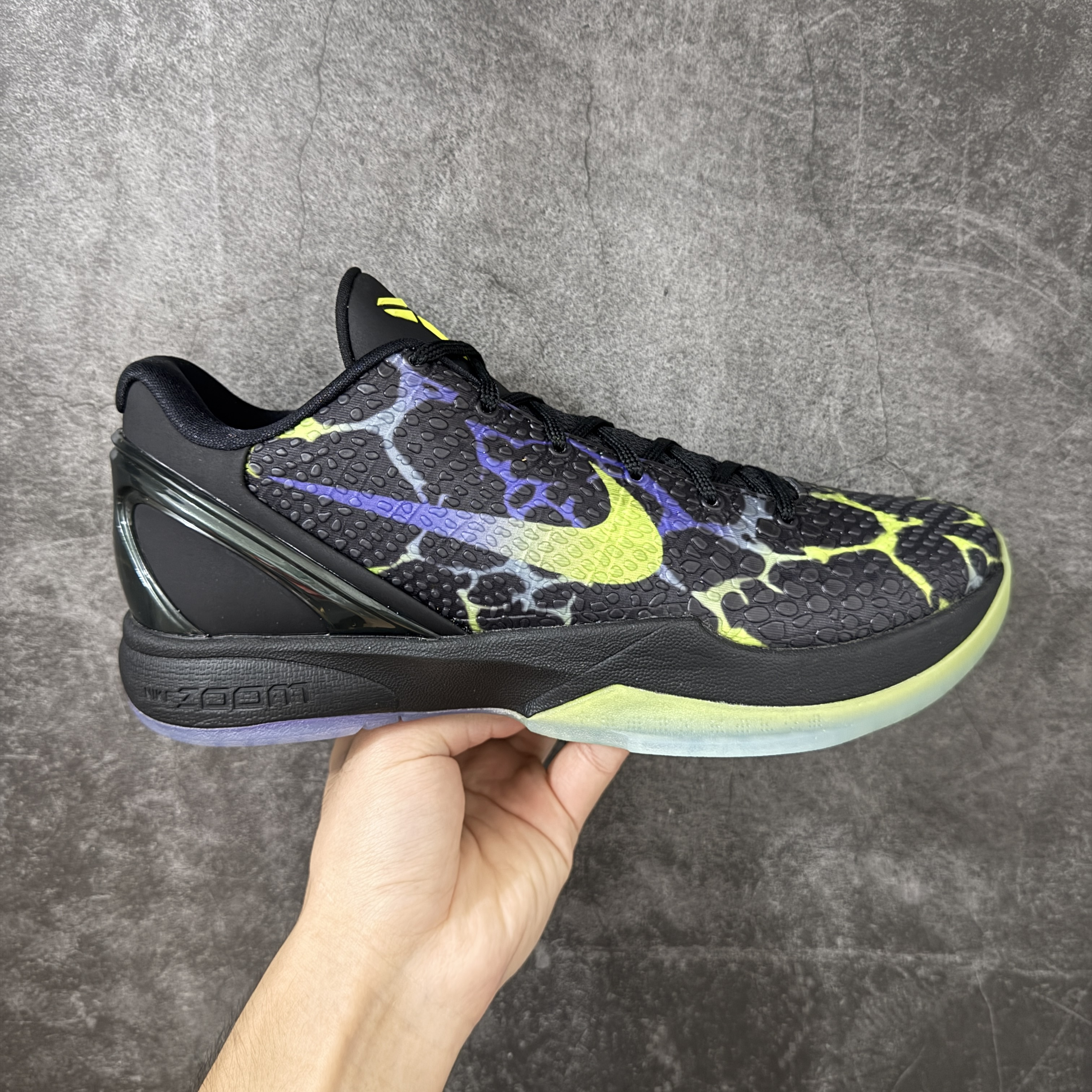 GX Kobe6  前掌Zoom Turbo 气垫 后掌EVA缓震 低筒 球鞋 籃球鞋 實戰鞋 真碳板 男鞋 波鞋  圣诞节煤块 IO6261-001
