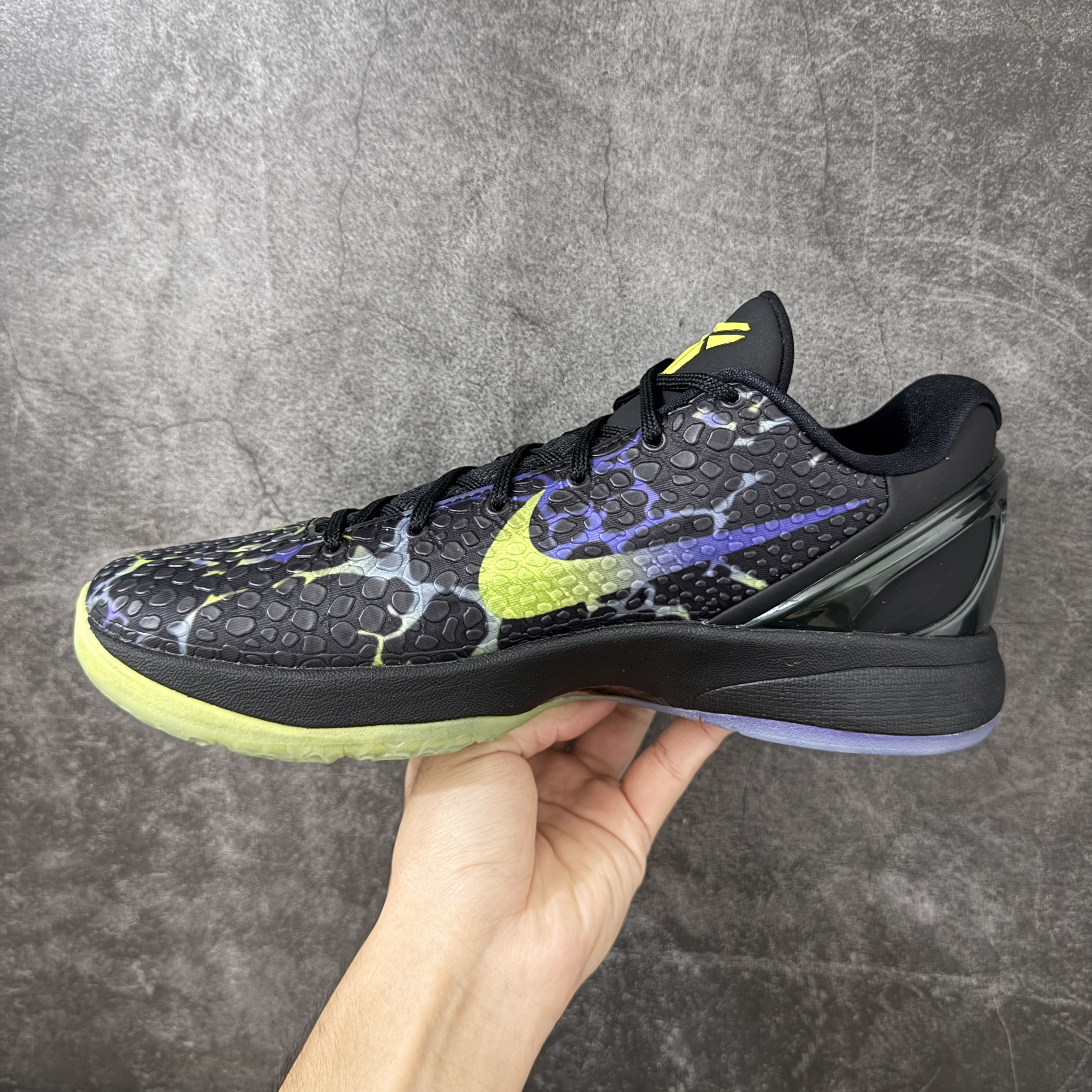 GX Kobe6  前掌Zoom Turbo 气垫 后掌EVA缓震 低筒 球鞋 籃球鞋 實戰鞋 真碳板 男鞋 波鞋  圣诞节煤块 IO6261-001