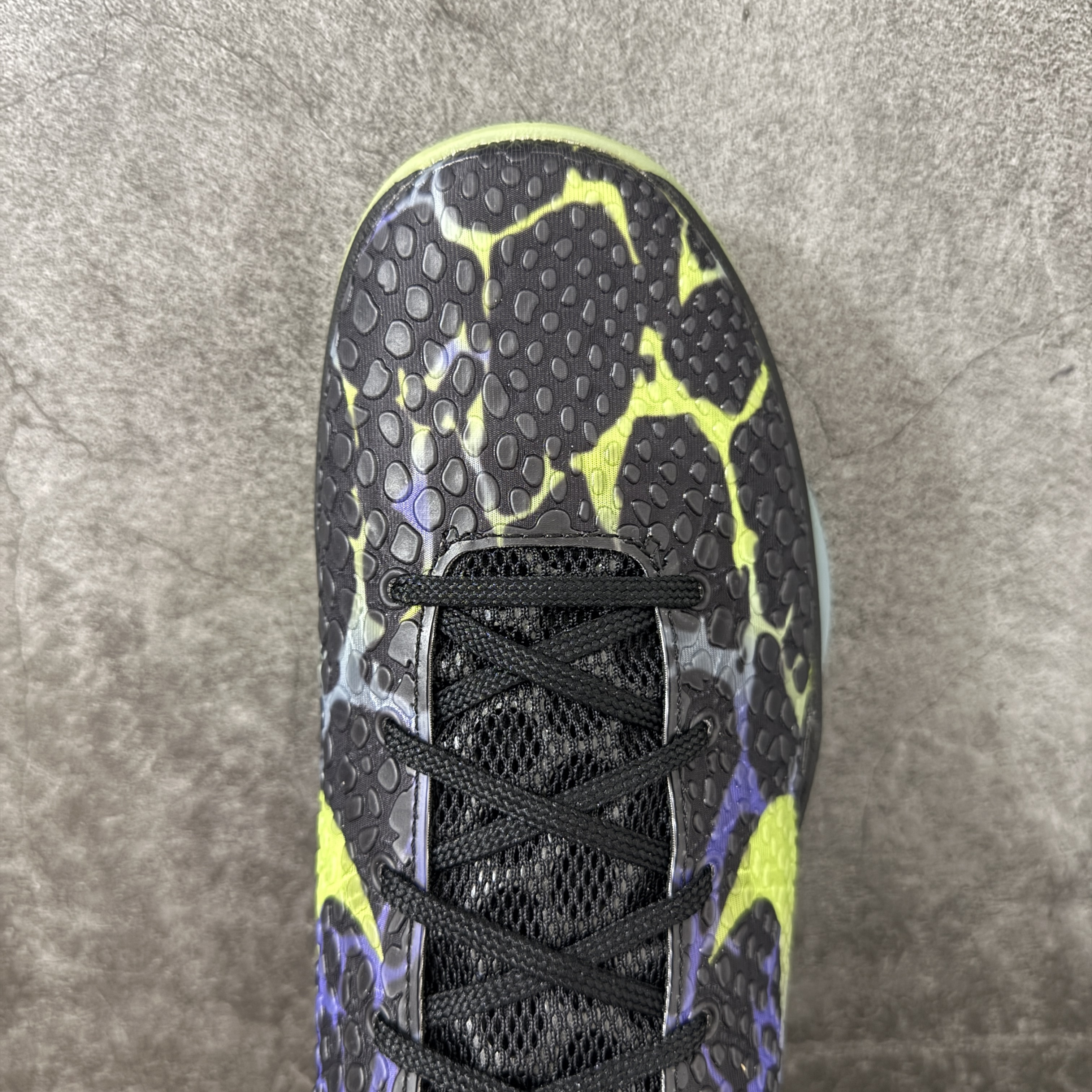 GX Kobe6  前掌Zoom Turbo 气垫 后掌EVA缓震 低筒 球鞋 籃球鞋 實戰鞋 真碳板 男鞋 波鞋  圣诞节煤块 IO6261-001