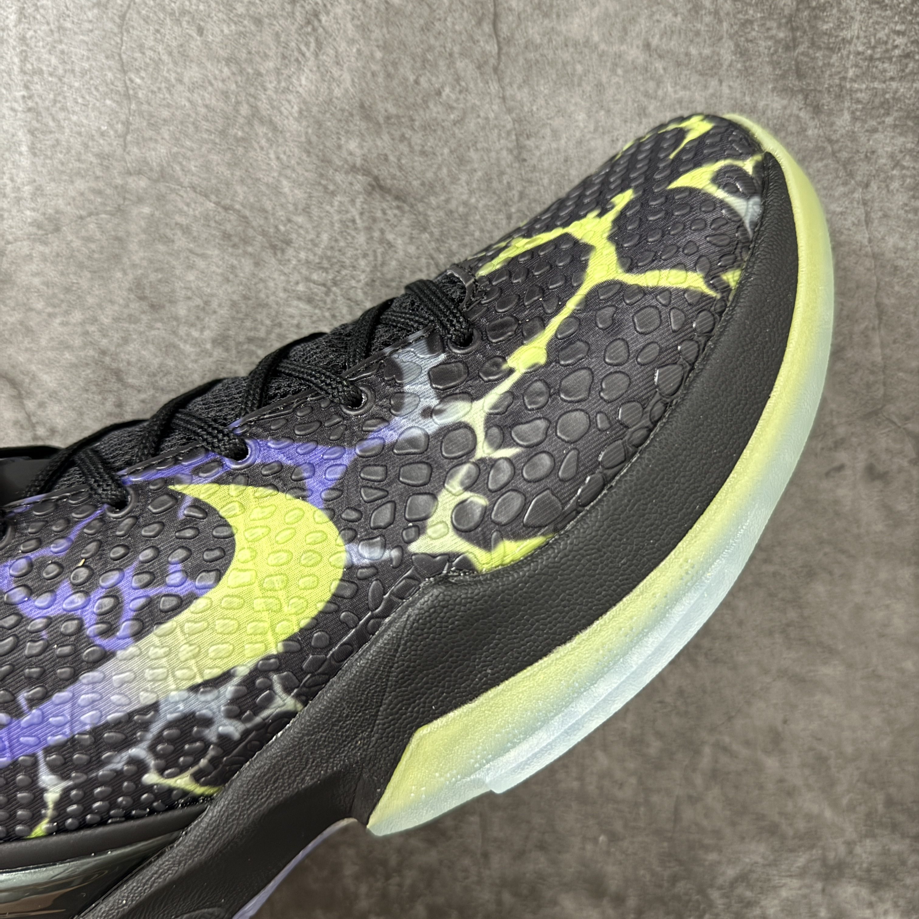 GX Kobe6  前掌Zoom Turbo 气垫 后掌EVA缓震 低筒 球鞋 籃球鞋 實戰鞋 真碳板 男鞋 波鞋  圣诞节煤块 IO6261-001