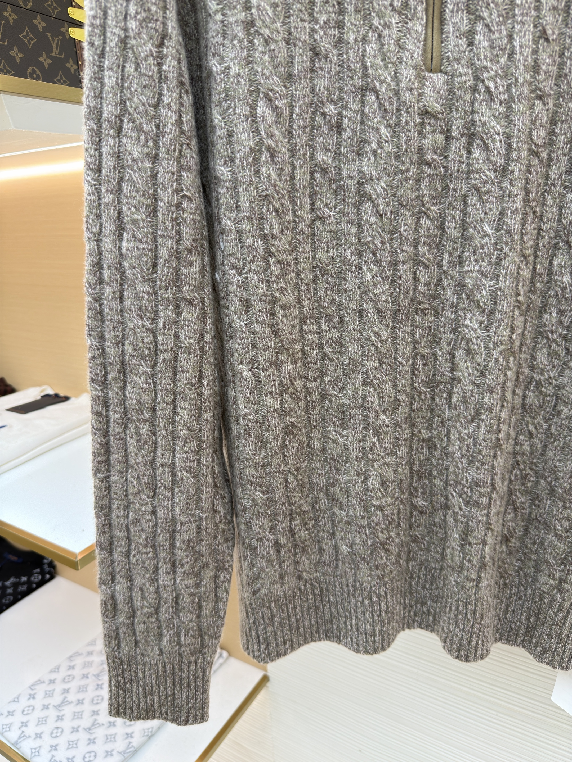 Loro Piana LP 羊毛半拉链针织毛衣 针织衫 外套 长袖 秋冬 杏色 C0