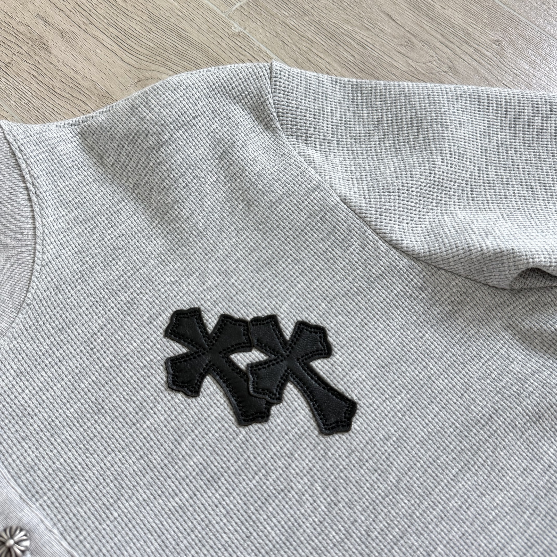 925 Chrome Hearts 克罗心 亨利领前后十字架贴标华夫格T恤 卫衣 长袖 白色 黑色 