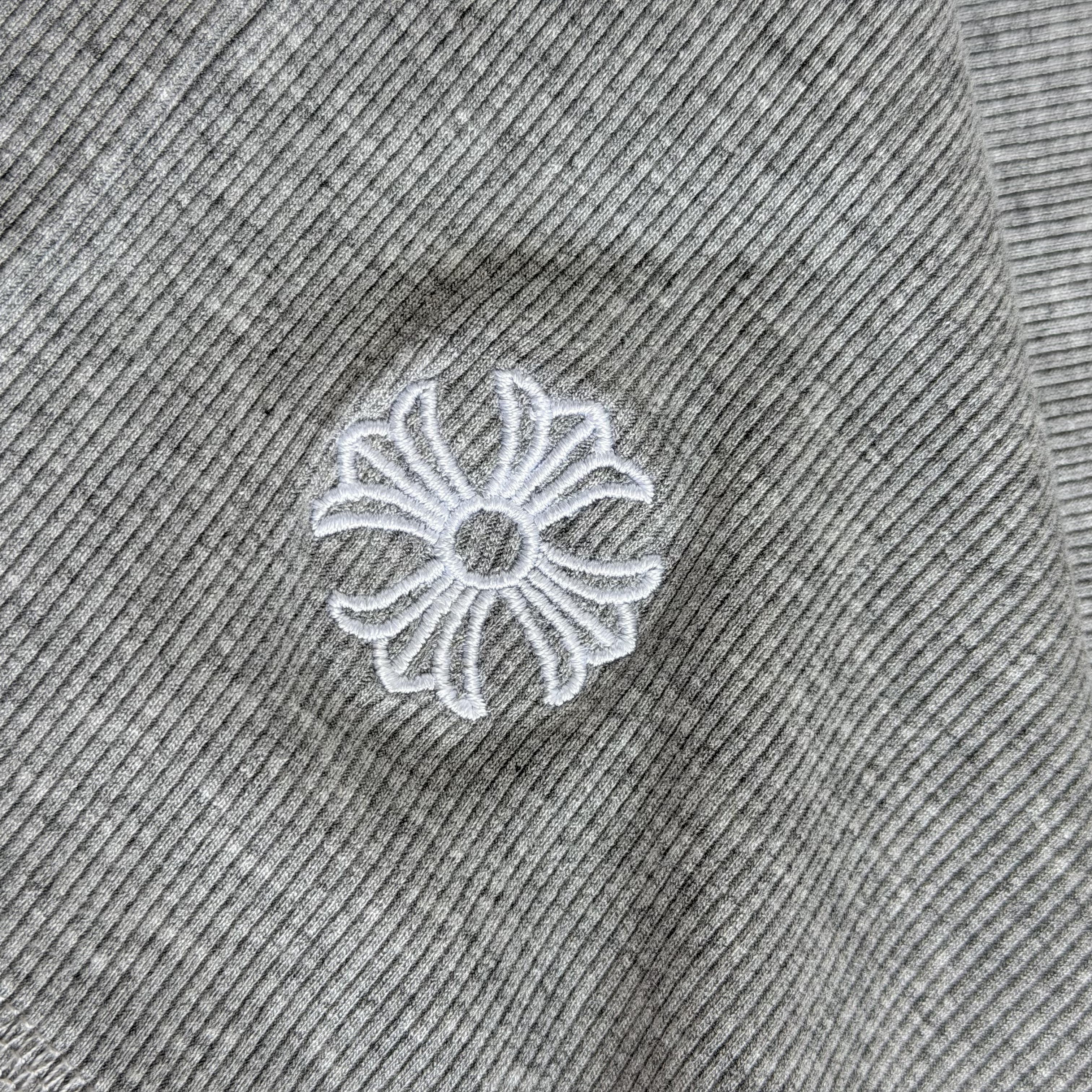 Chrome Hearts CH 克罗心 小高领哥特字体刺绣短款T恤 短袖 女款 灰色 红色 黑色
