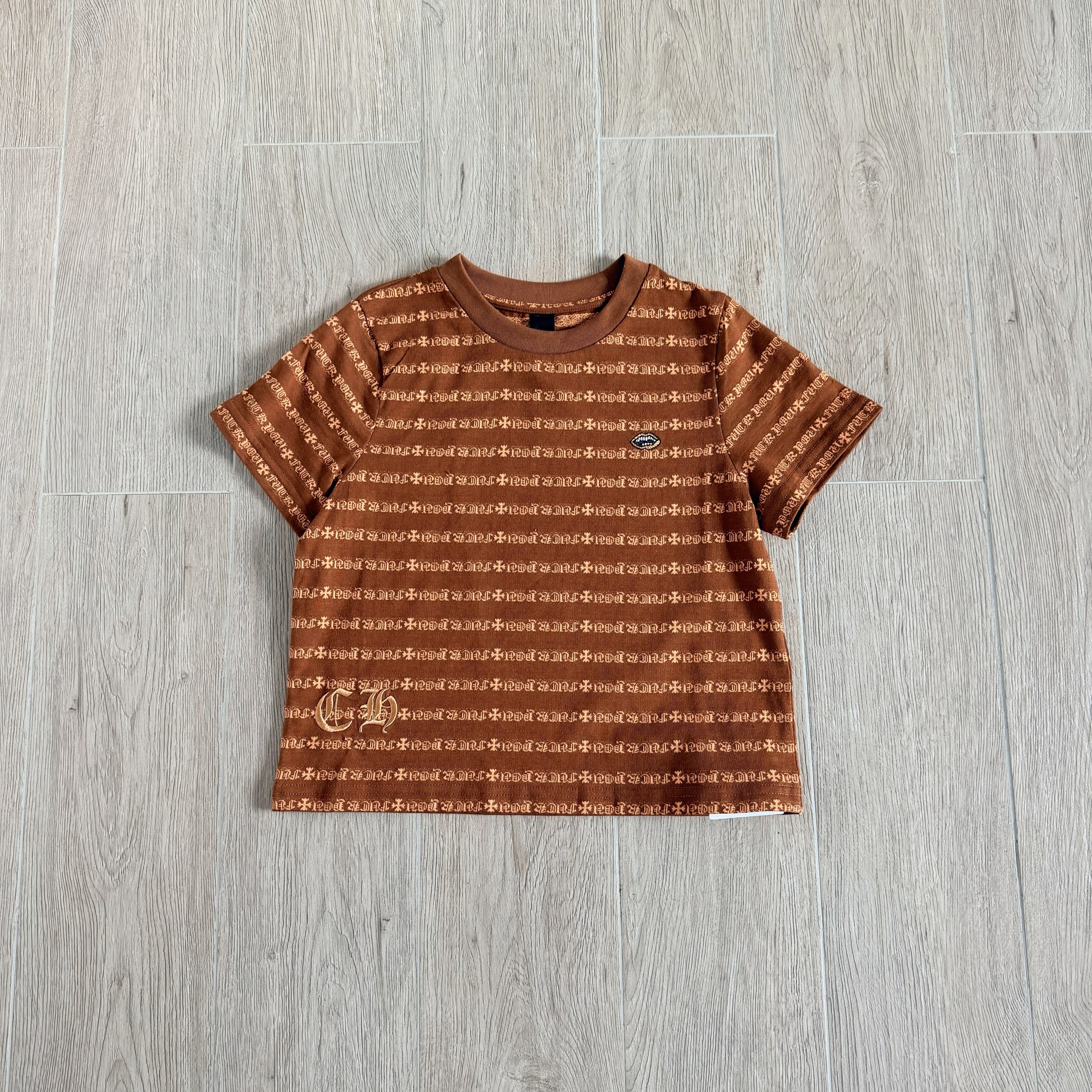 Chrome Hearts CH 克罗心 色织满印刺绣蔓藤圆领短袖 T恤 短款 女款 棕色