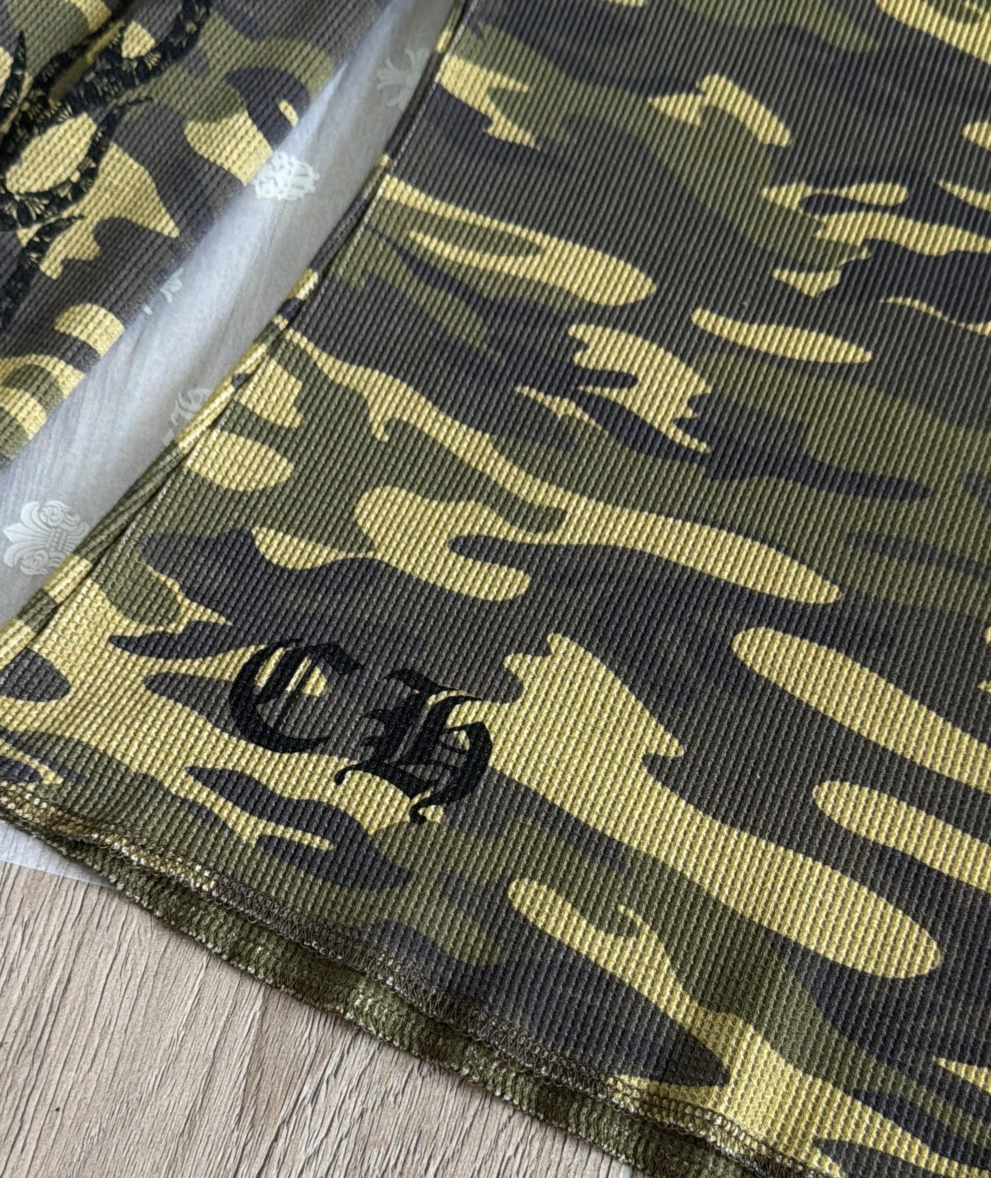 Chrome Hearts CH 克罗心 保暖系列 华夫格后背十字架袖子火焰匕首印花圆领修身T恤 打底衫 长袖 女款 迷彩