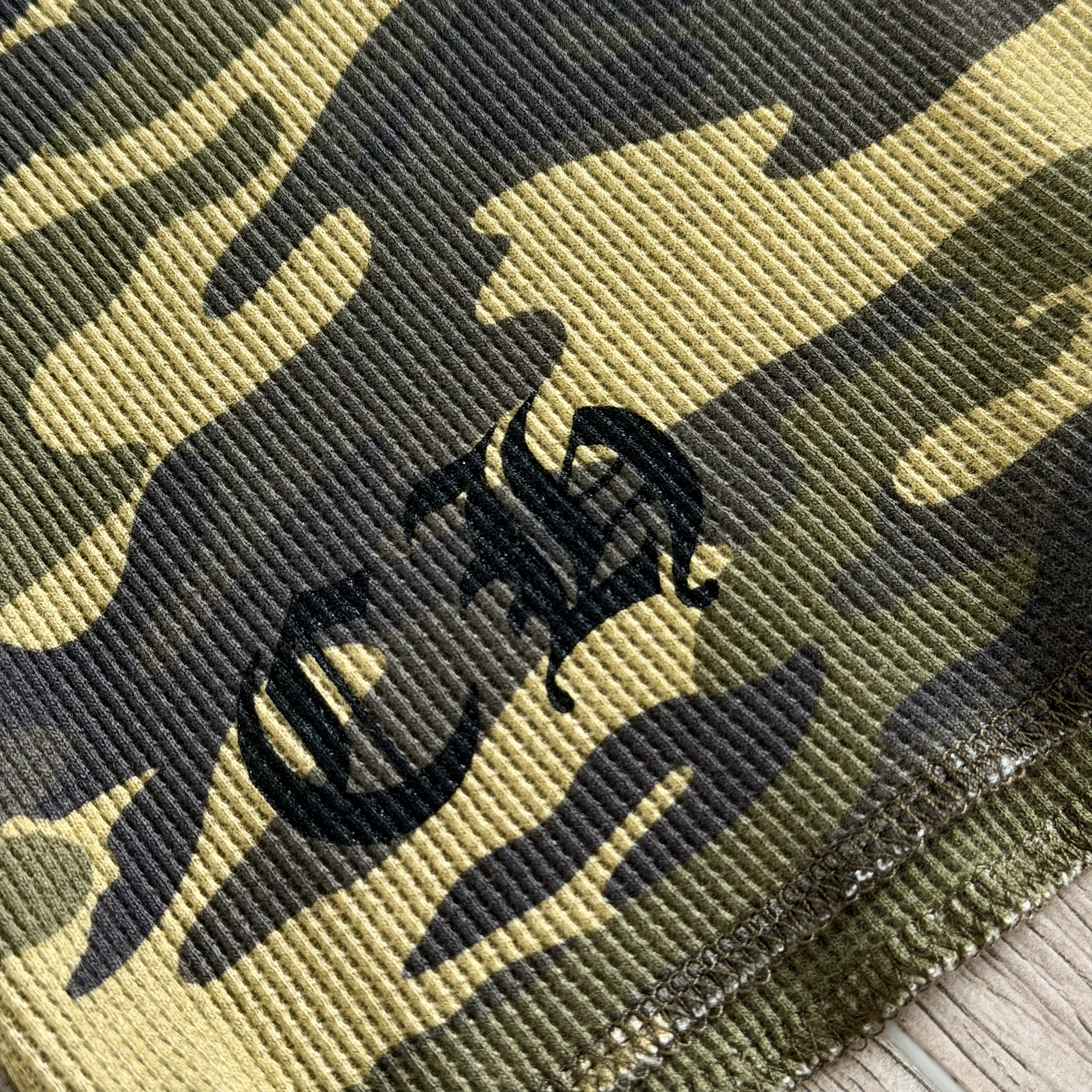 Chrome Hearts CH 克罗心 保暖系列 华夫格后背十字架袖子火焰匕首印花圆领修身T恤 打底衫 长袖 女款 迷彩