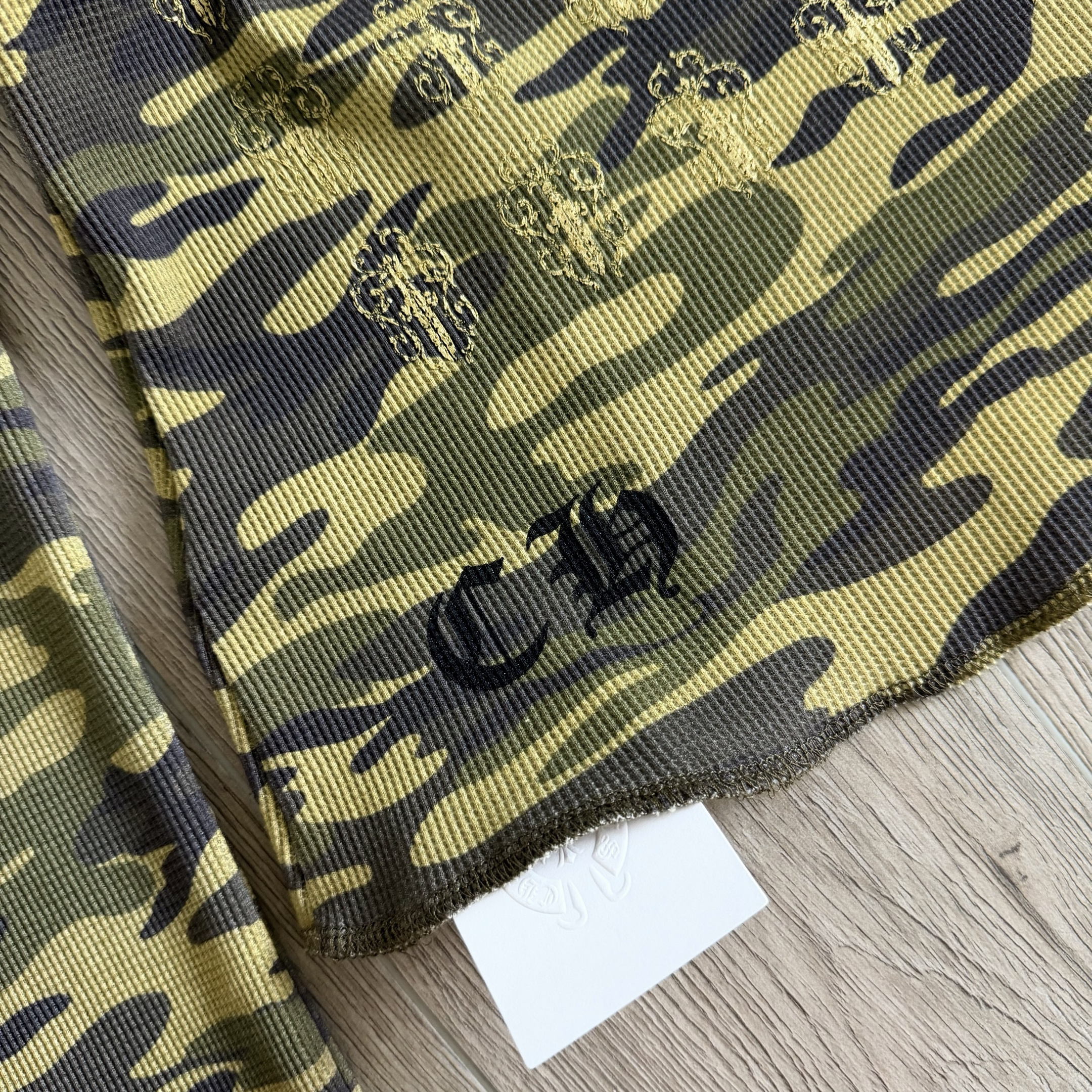 Chrome Hearts CH 克罗心 保暖系列 华夫格胸前满福十字架后背马蹄印花圆领修身T恤 打底衫 长袖 女款 迷彩