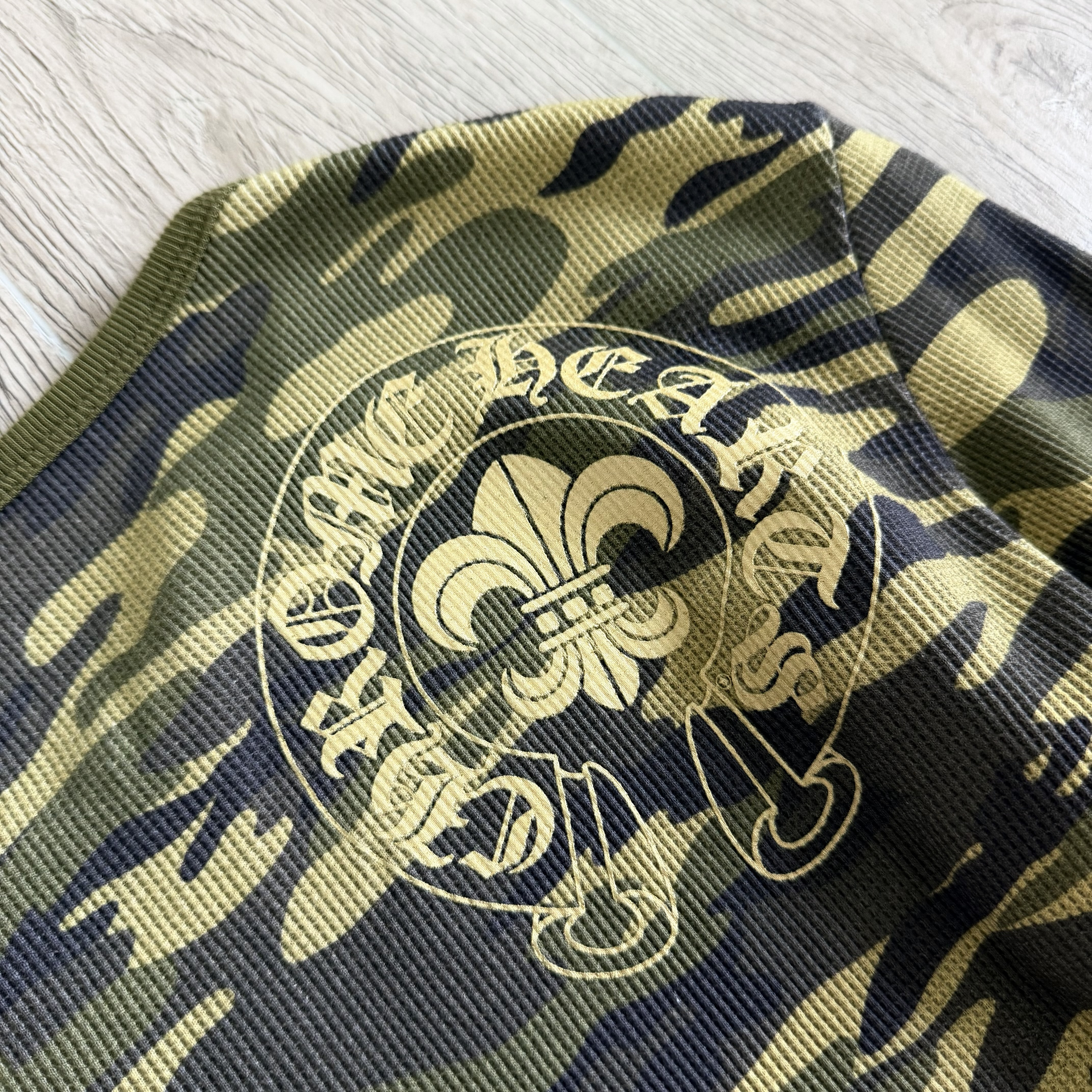 Chrome Hearts CH 克罗心 保暖系列 华夫格胸前满福十字架后背马蹄印花圆领修身T恤 打底衫 长袖 女款 迷彩